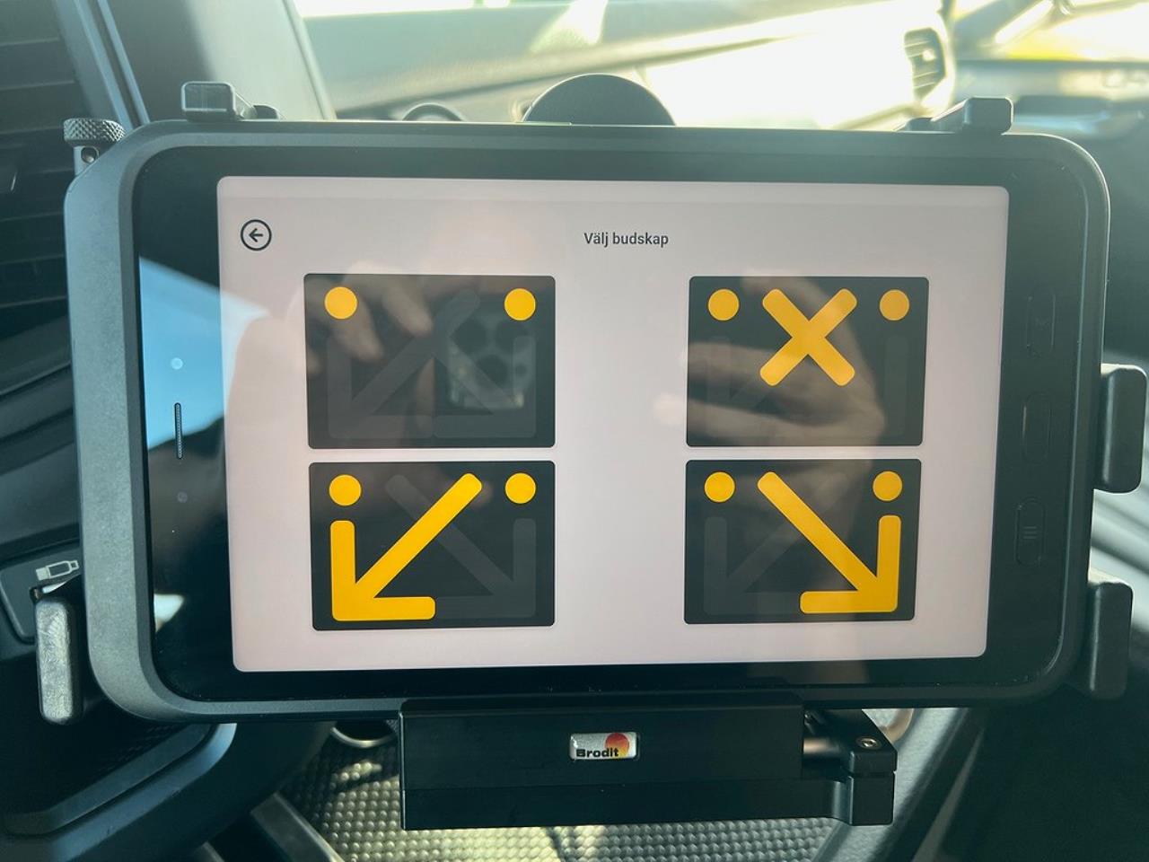 Scania R450 4x2 TMA Bil med skåp, Berlex TMAX TMA Skydd 2021 - Skåp