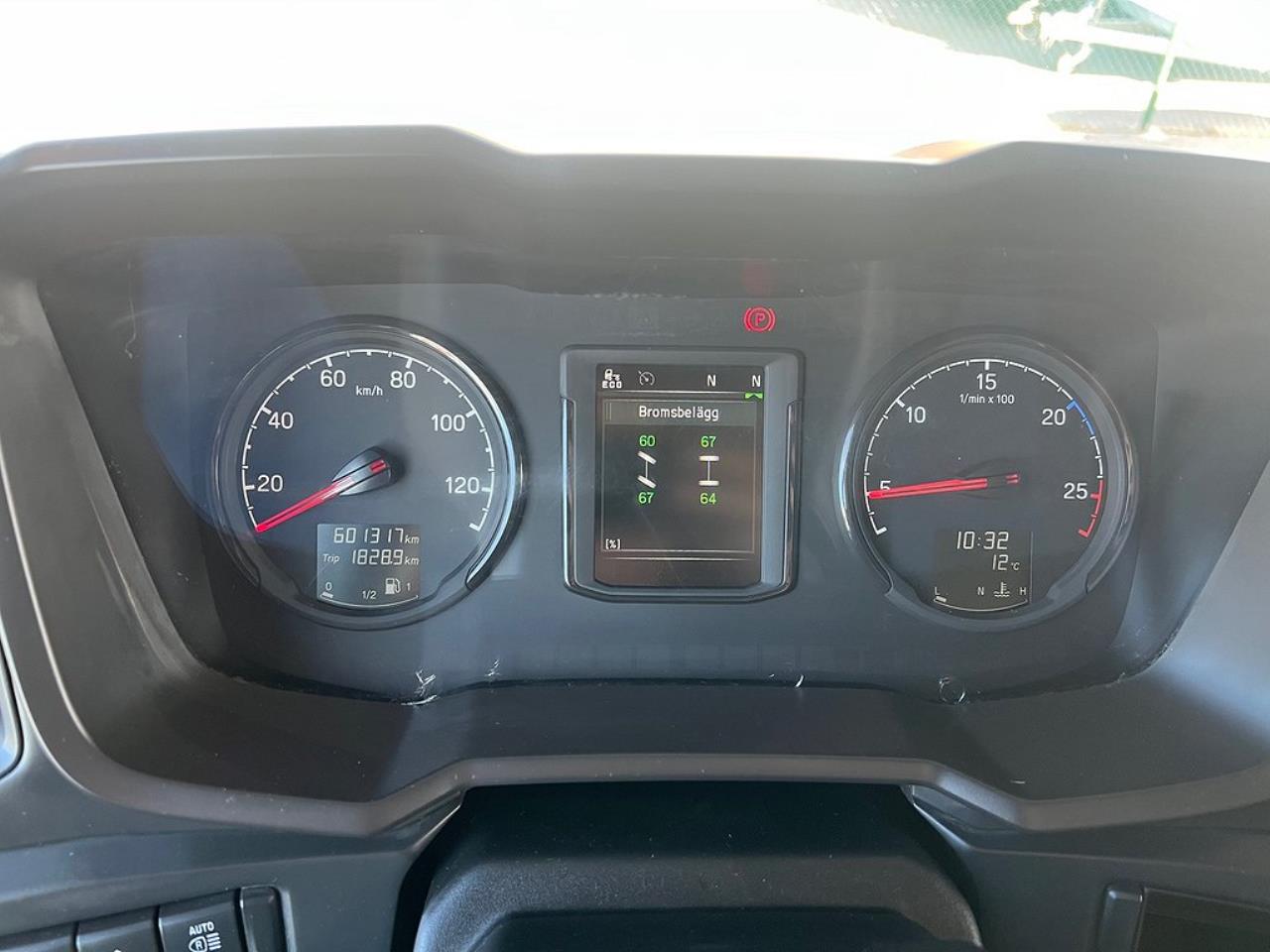 Scania R450 4x2 TMA Bil med skåp, Berlex TMAX TMA Skydd 2021 - Skåp