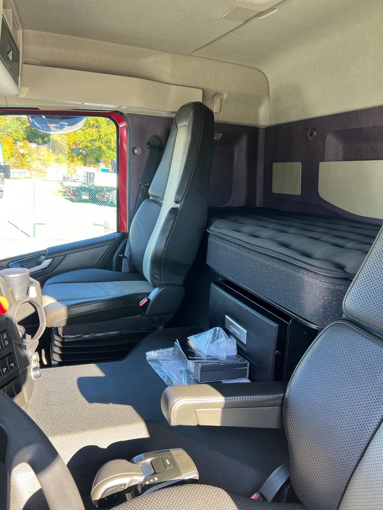 Volvo FMX 500 6x4 Lastväxlare Lyftbar Tandem axel 2024 - Krok/Lastväxlare