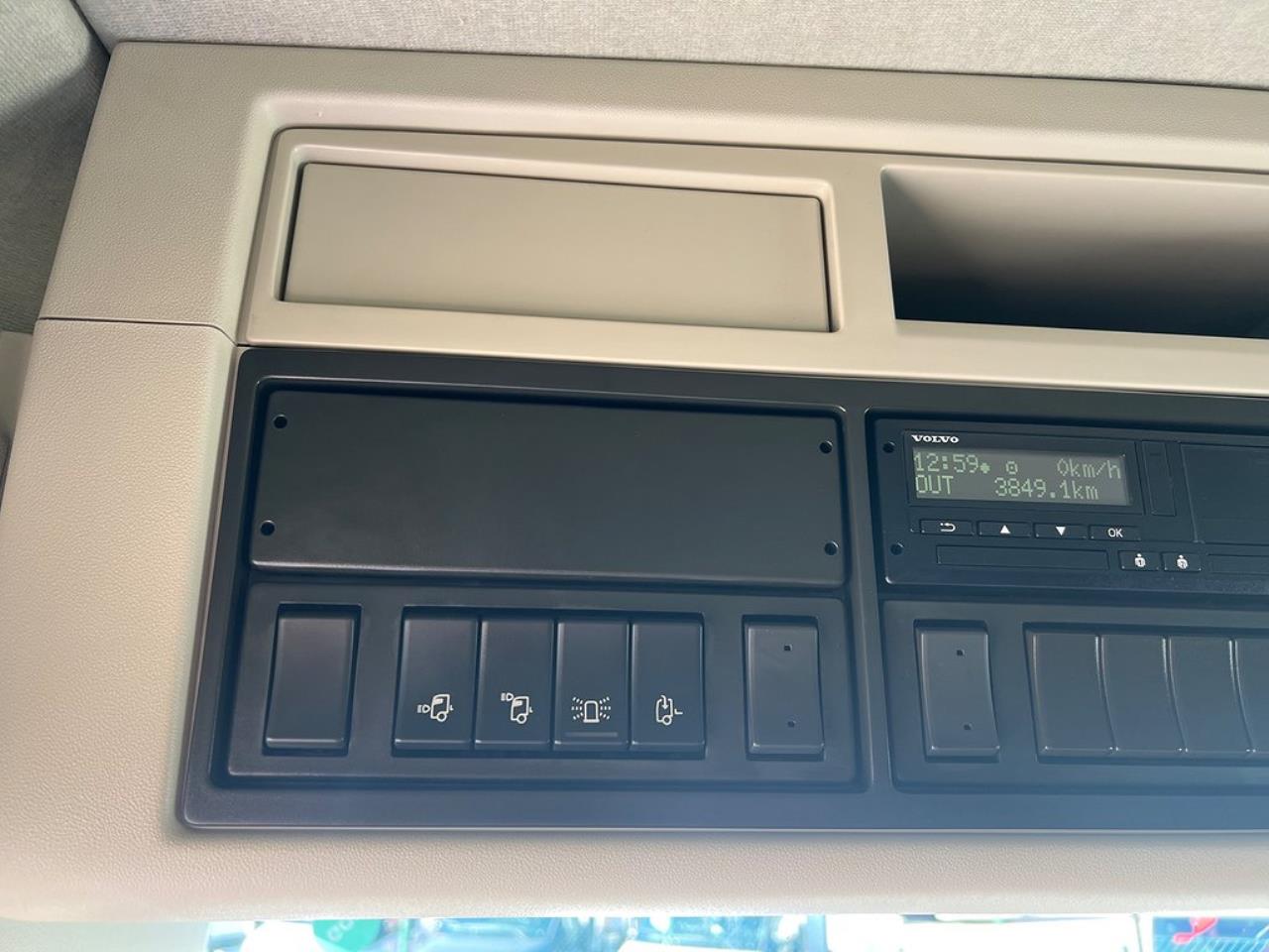 Volvo FMX 500 6x4 Lastväxlare Lyftbar Tandem axel 2024 - Krok/Lastväxlare