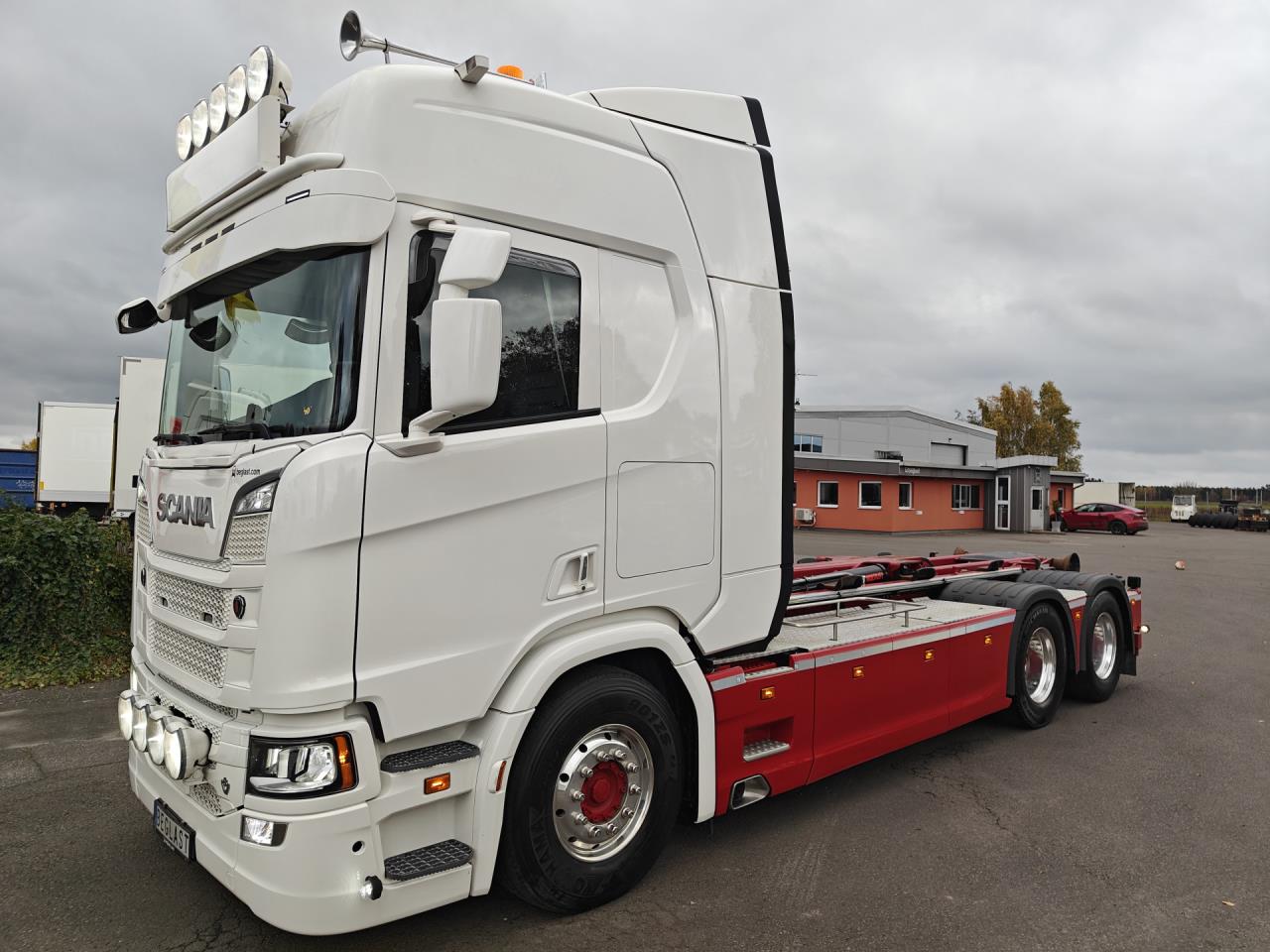 SCANIA R660 2023 - Krok/Lastväxlare