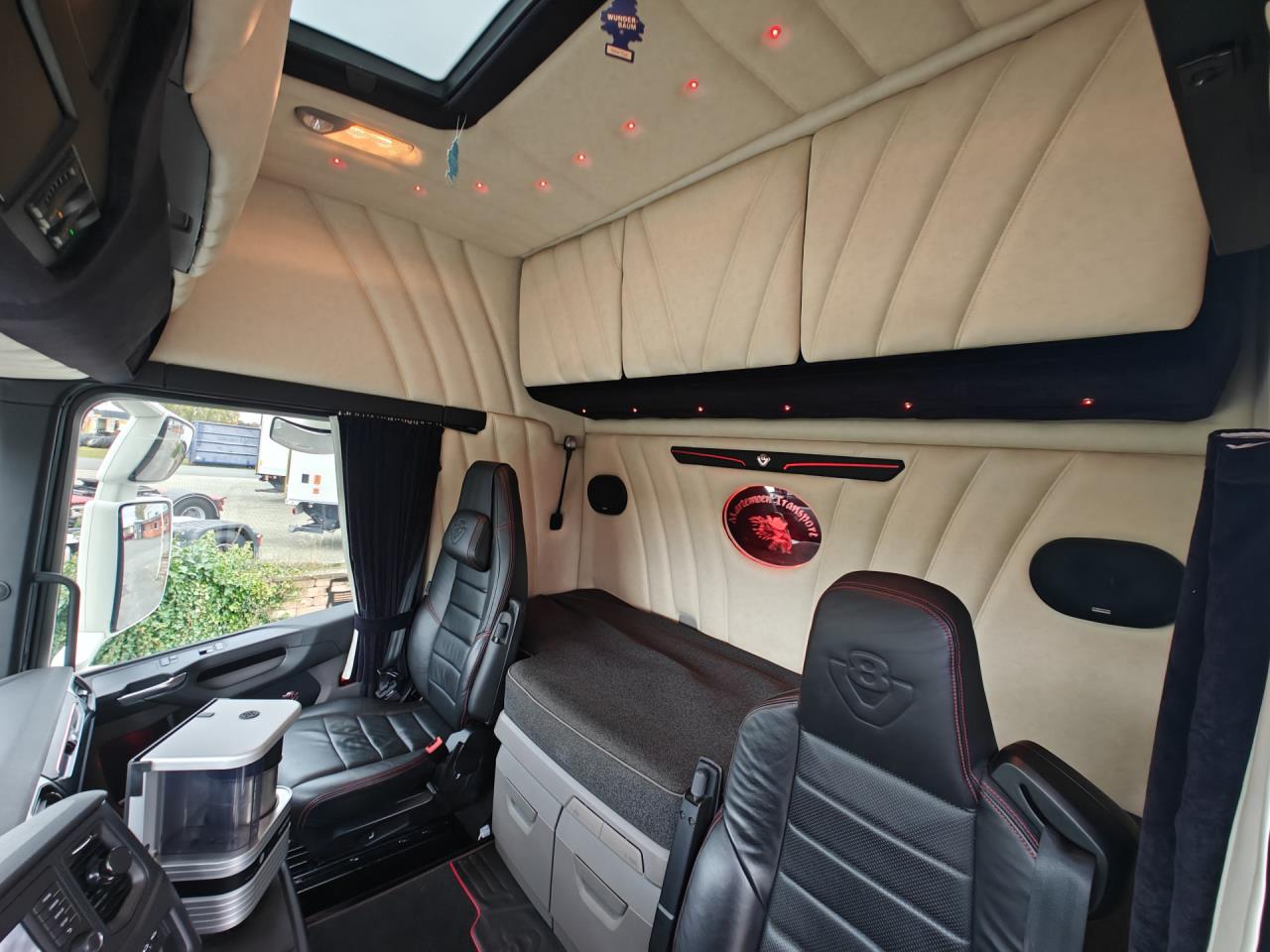 SCANIA R660 2023 - Krok/Lastväxlare