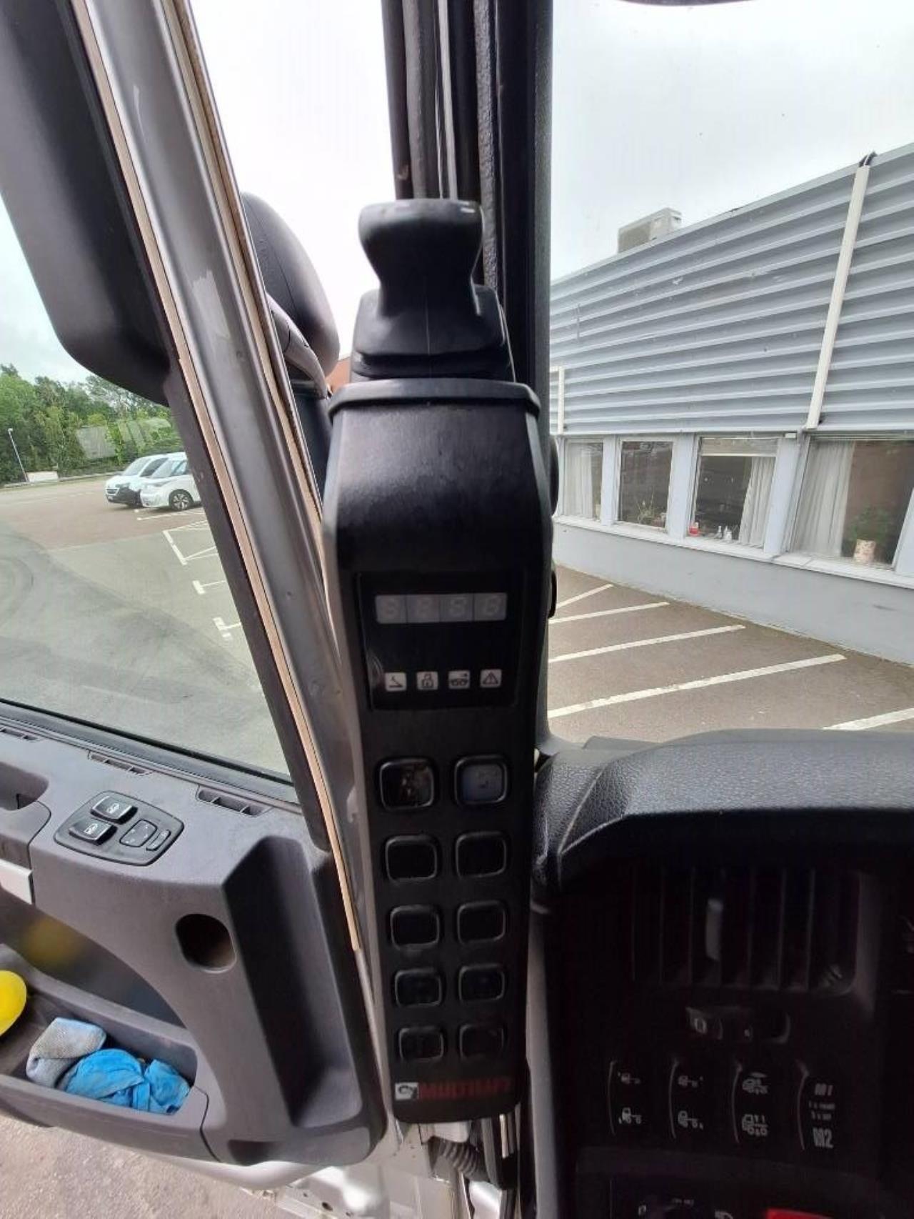 Scania R 580 LB 2014 - Krok/Lastväxlare