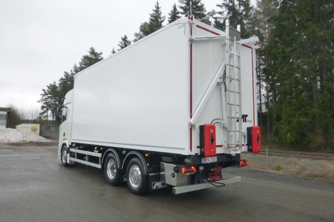 Scania R560 LB6x2*4 2024 - Flis