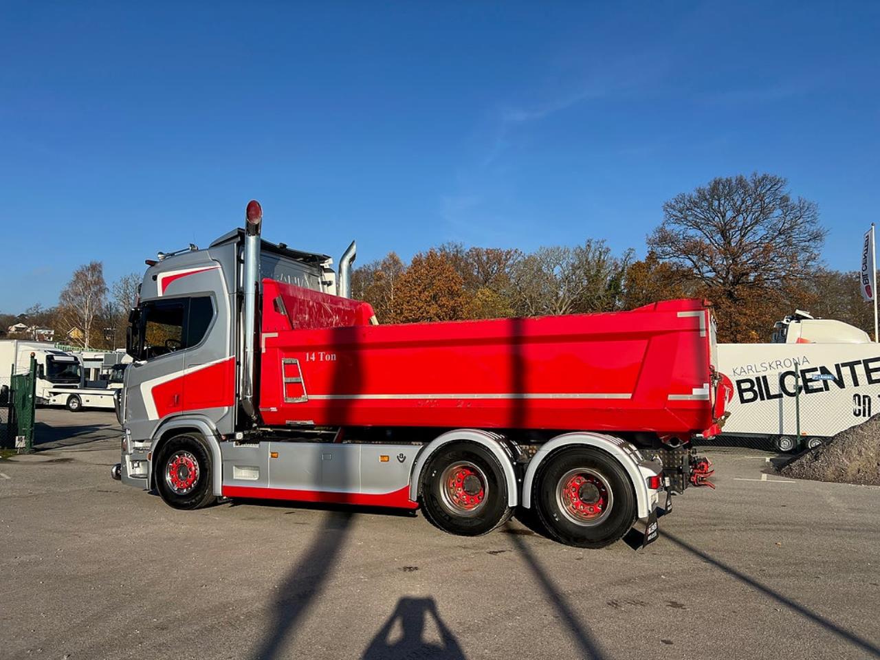 Scania R650 V8 6x4 Tippbil, Manuell, Cowboy inred, Euro 6 2020 - Tipp