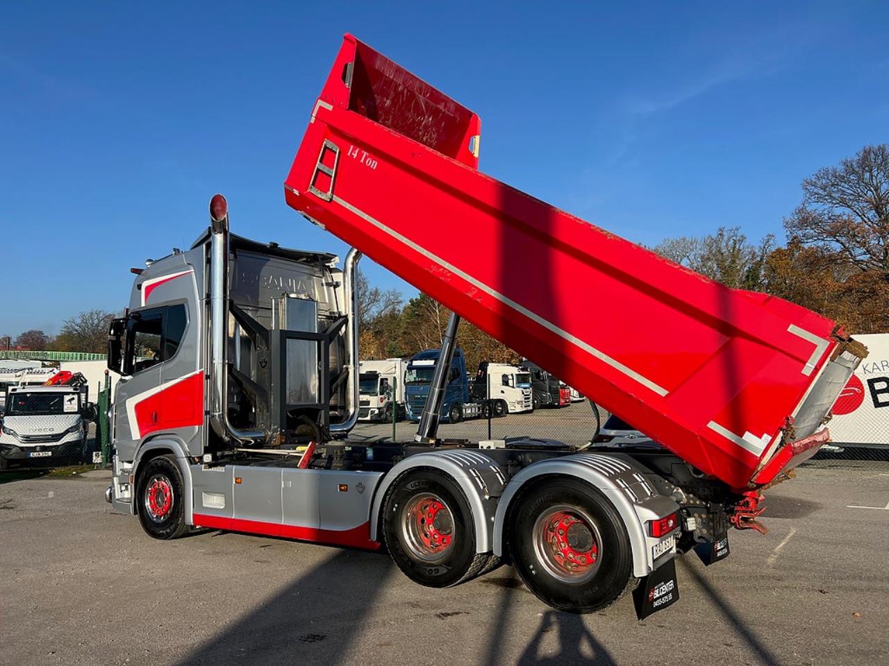 Scania R650 V8 6x4 Tippbil, Manuell, Cowboy inred, Euro 6 2020 - Tipp