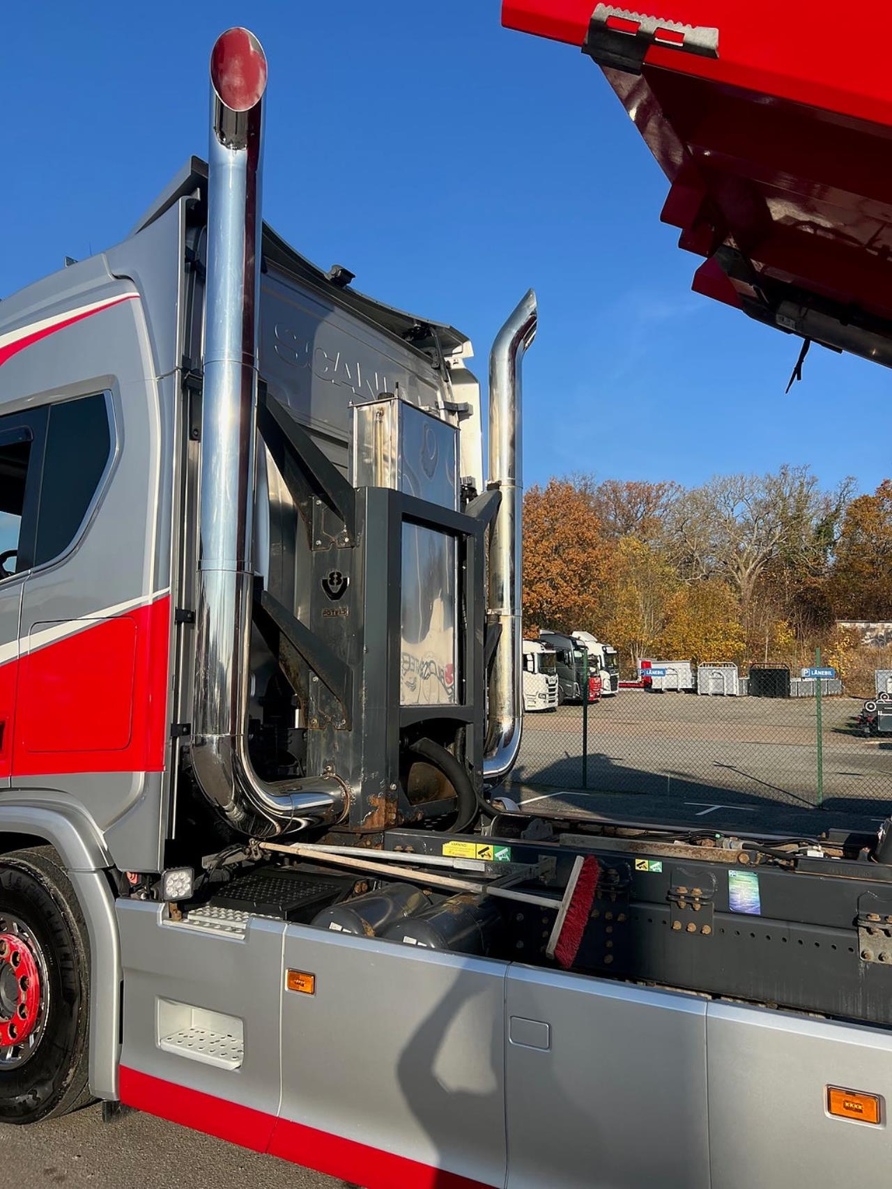 Scania R650 V8 6x4 Tippbil, Manuell, Cowboy inred, Euro 6 2020 - Tipp