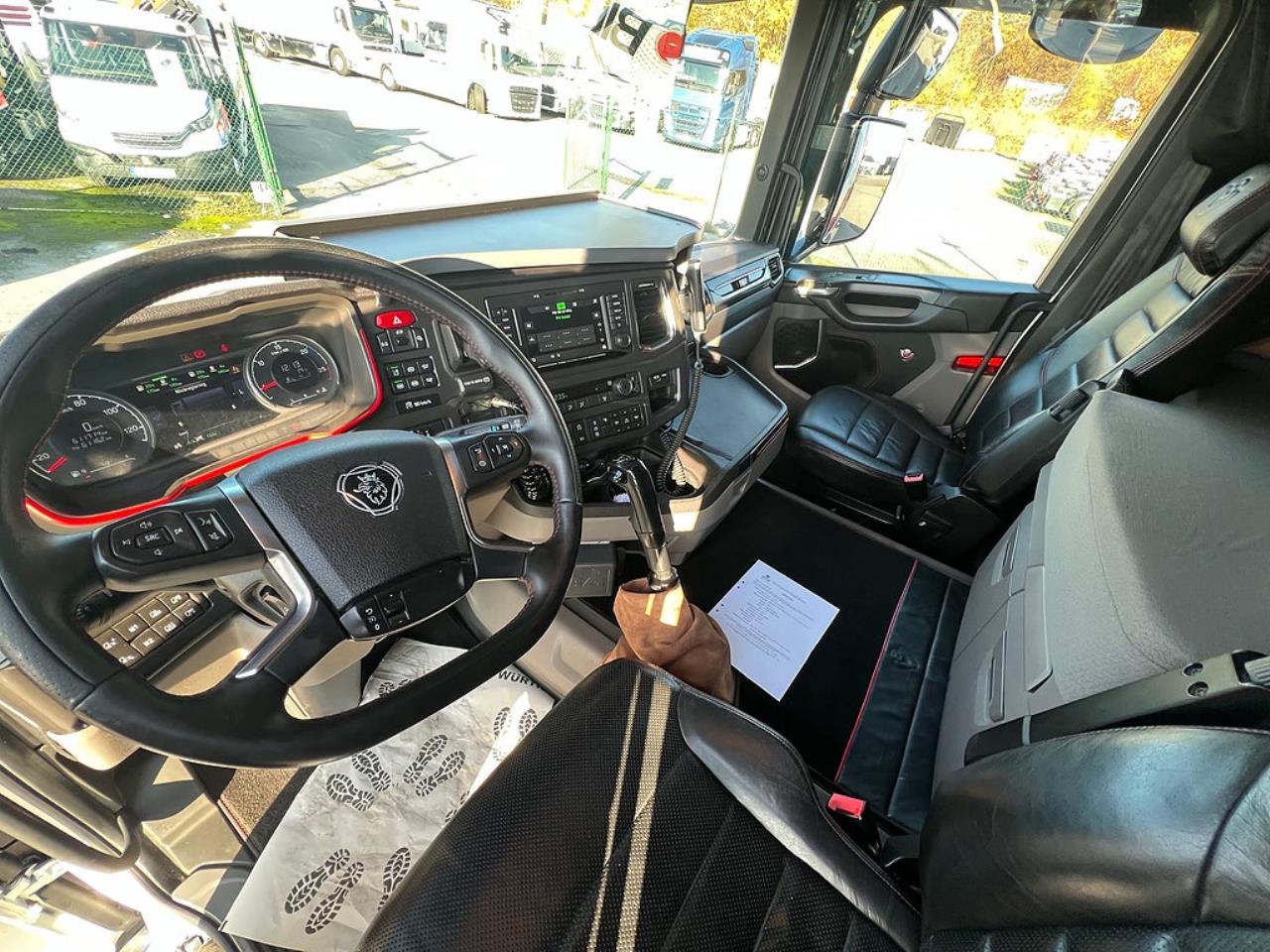 Scania R650 V8 6x4 Tippbil, Manuell, Cowboy inred, Euro 6 2020 - Tipp