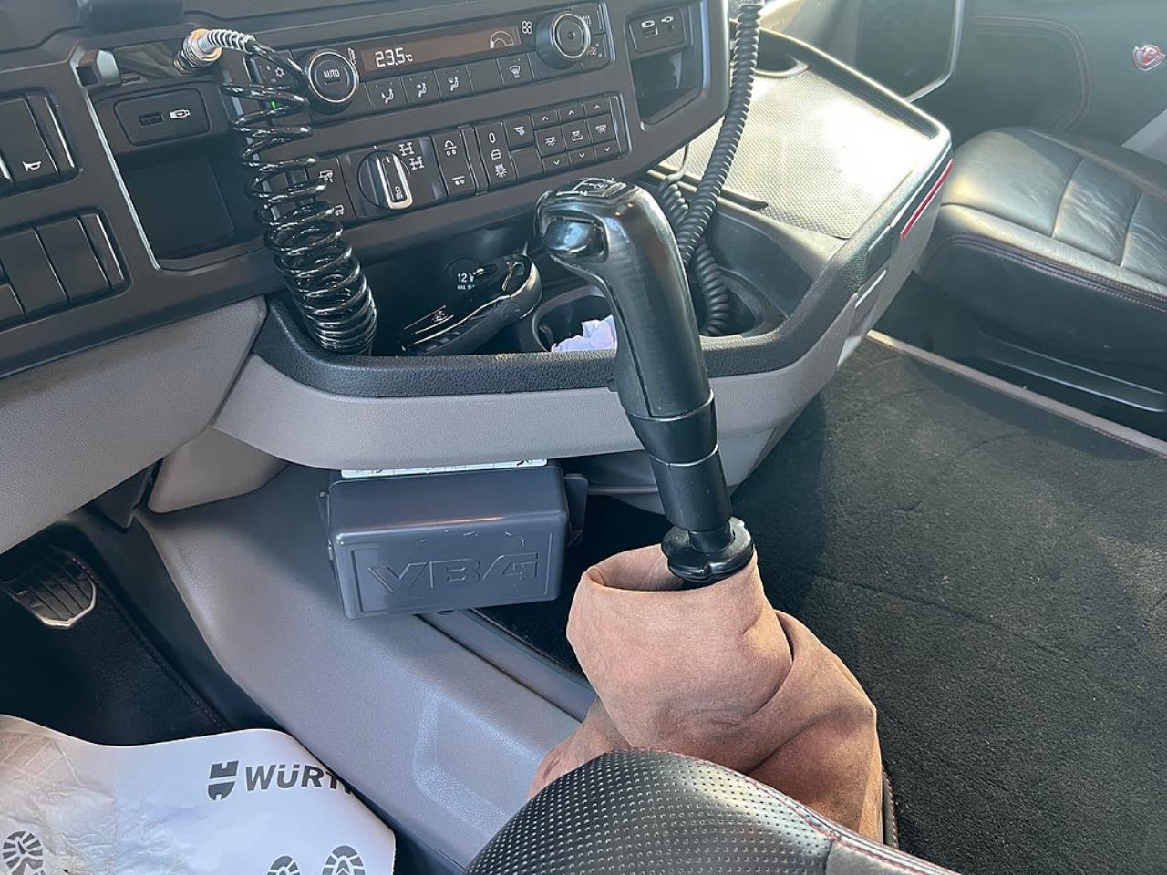 Scania R650 V8 6x4 Tippbil, Manuell, Cowboy inred, Euro 6 2020 - Tipp