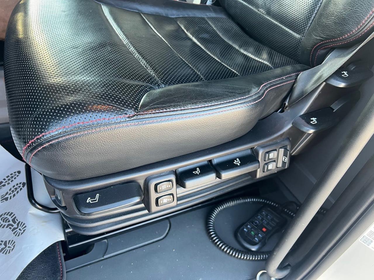 Scania R650 V8 6x4 Tippbil, Manuell, Cowboy inred, Euro 6 2020 - Tipp