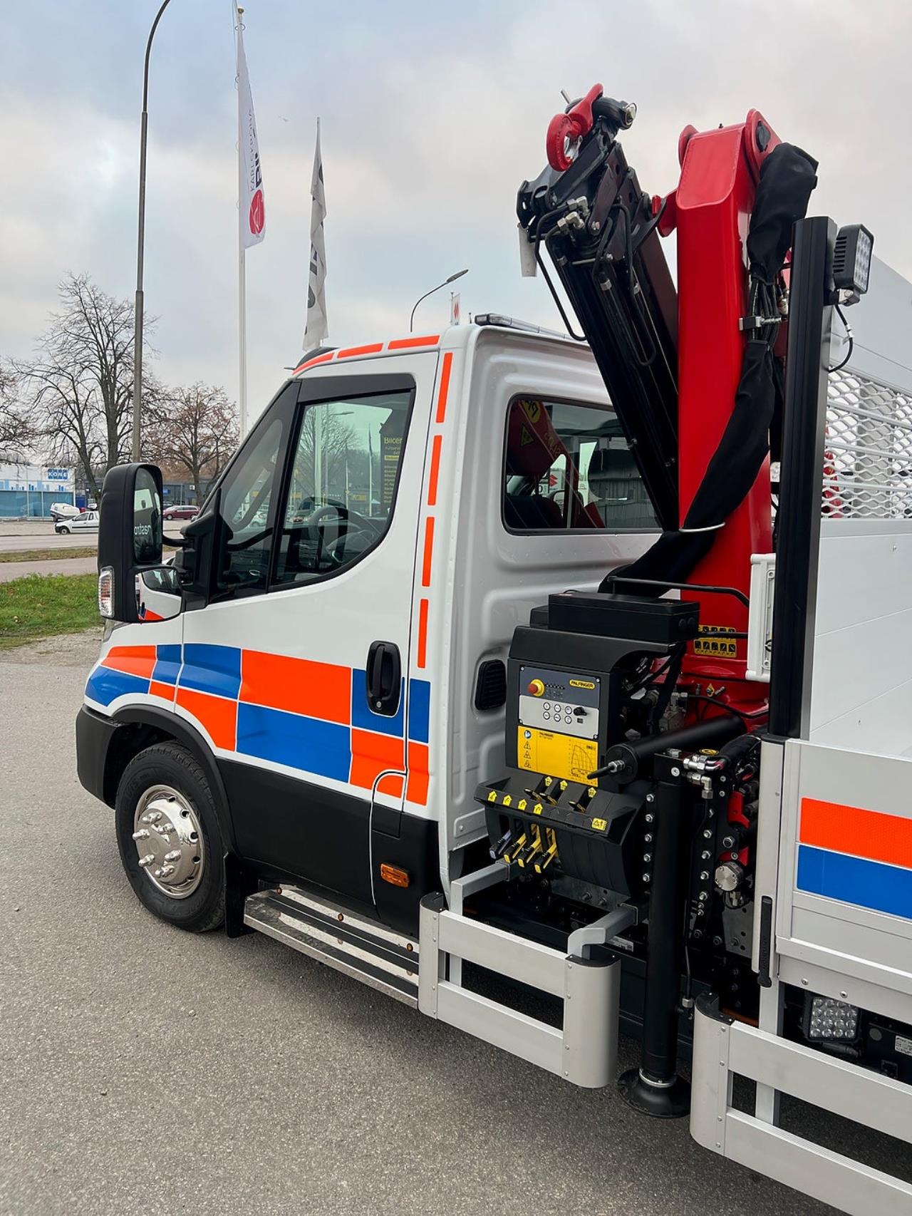 Iveco Daily 72-ELEC ELBIL Kranbil Palfinger Kran Fullutrustad 2025 - Övrigt