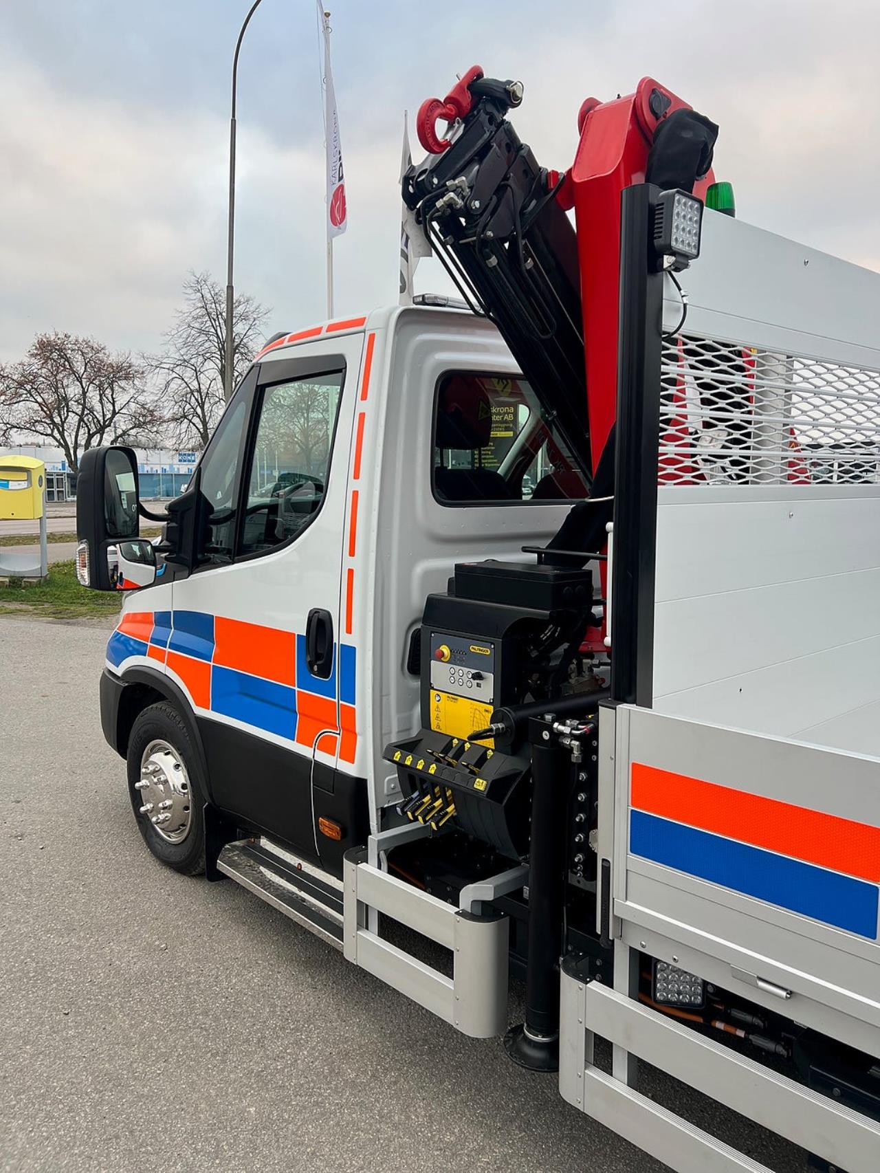 Iveco Daily 72-ELEC ELBIL Kranbil Palfinger Kran Fullutrustad 2025 - Övrigt