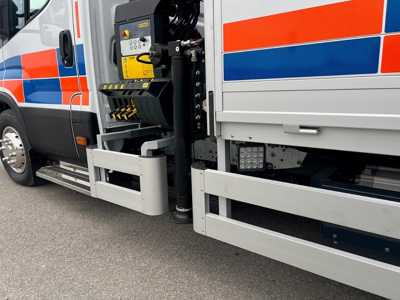 Iveco Daily 72-ELEC ELBIL Kranbil Palfinger Kran Fullutrustad 2025 - Övrigt