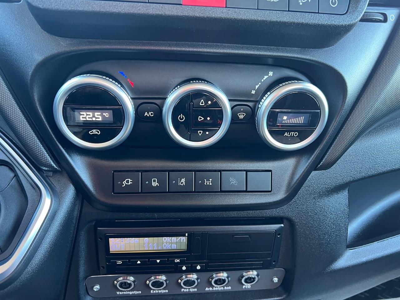 Iveco Daily 72-ELEC ELBIL Kranbil Palfinger Kran Fullutrustad 2025 - Övrigt