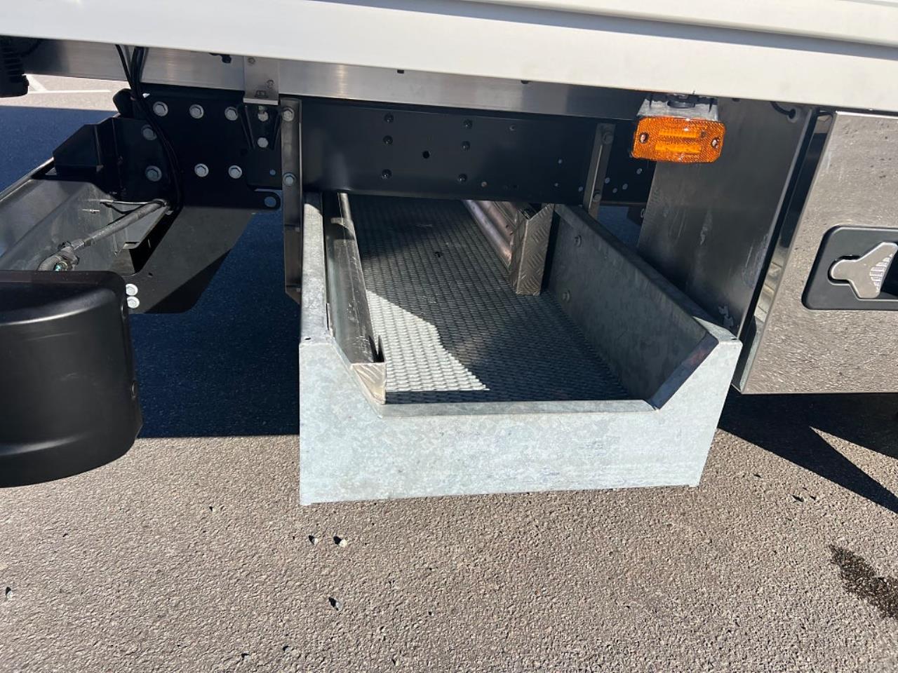 Iveco Daily 72C14E/P ELBIL Kranbil Palfinger Kran Fullutrustad 2025 - Övrigt