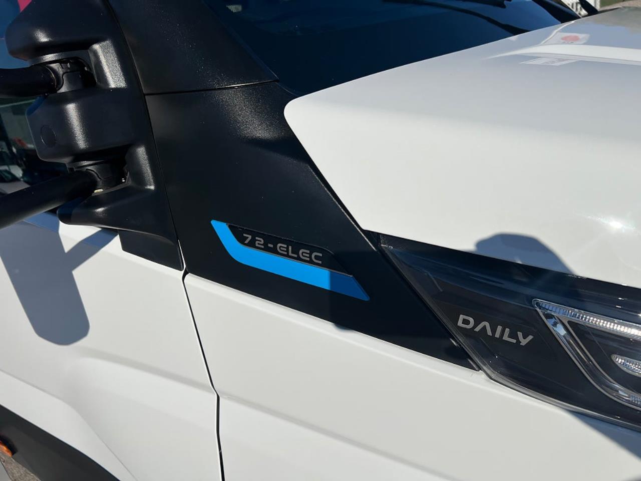 Iveco Daily 72C14E/P ELBIL Kranbil Palfinger Kran Fullutrustad 2025 - Övrigt