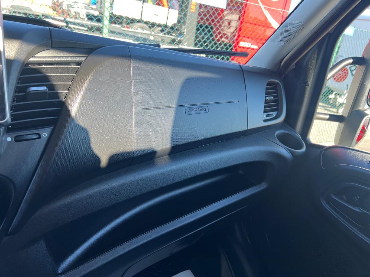 Iveco Daily 72C14E/P ELBIL Kranbil Palfinger Kran Fullutrustad 2025 - Övrigt