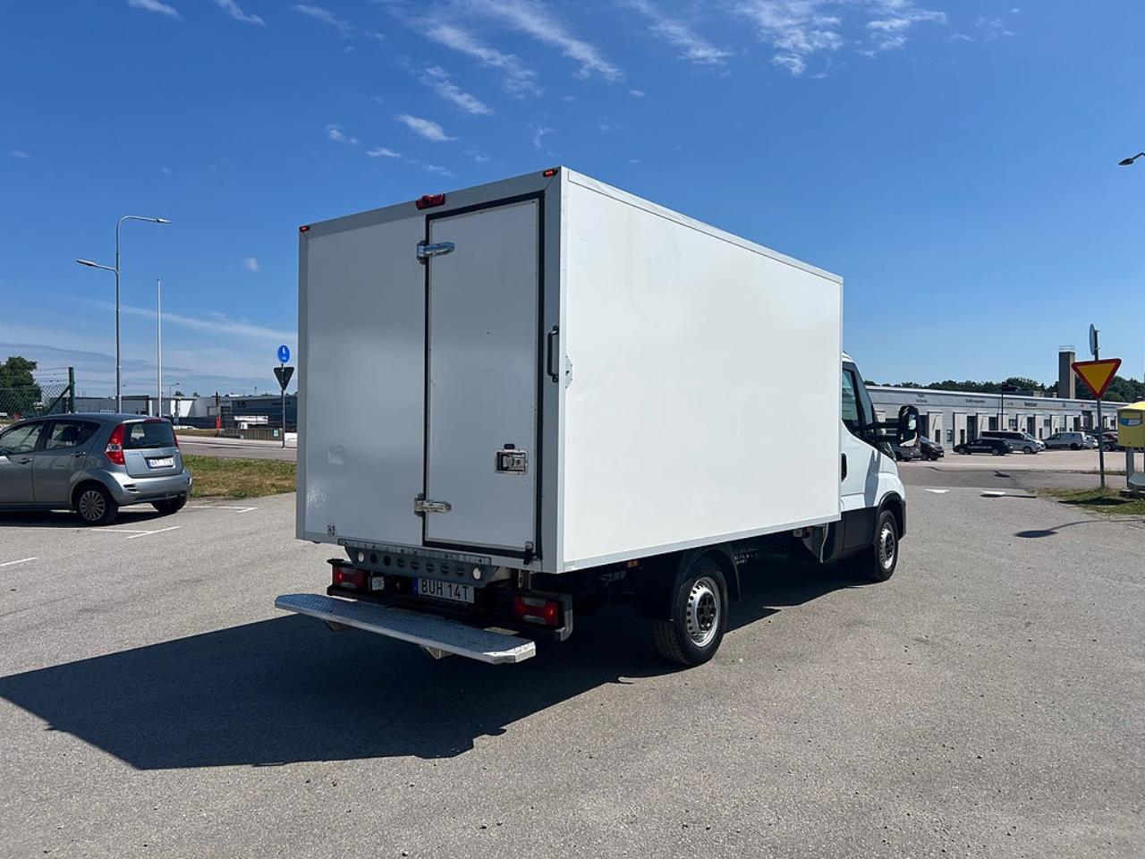 Iveco Daily 35S14 Skåpbil Kyl/Frysbil Dag/Nattkyla Euro 6 2021 - Övrigt