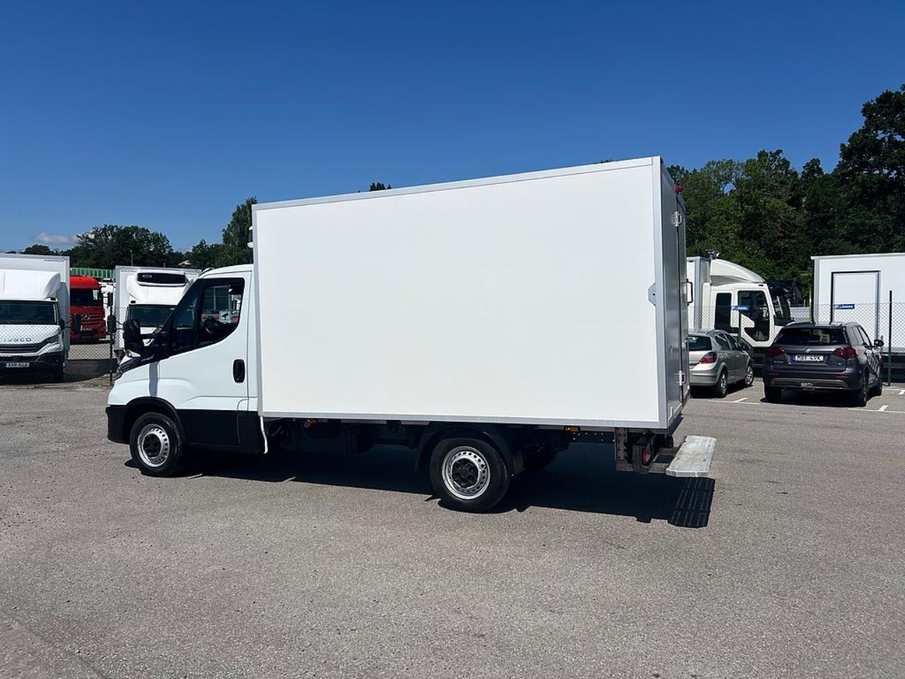 Iveco Daily 35S14 Skåpbil Kyl/Frysbil Dag/Nattkyla Euro 6 2021 - Övrigt