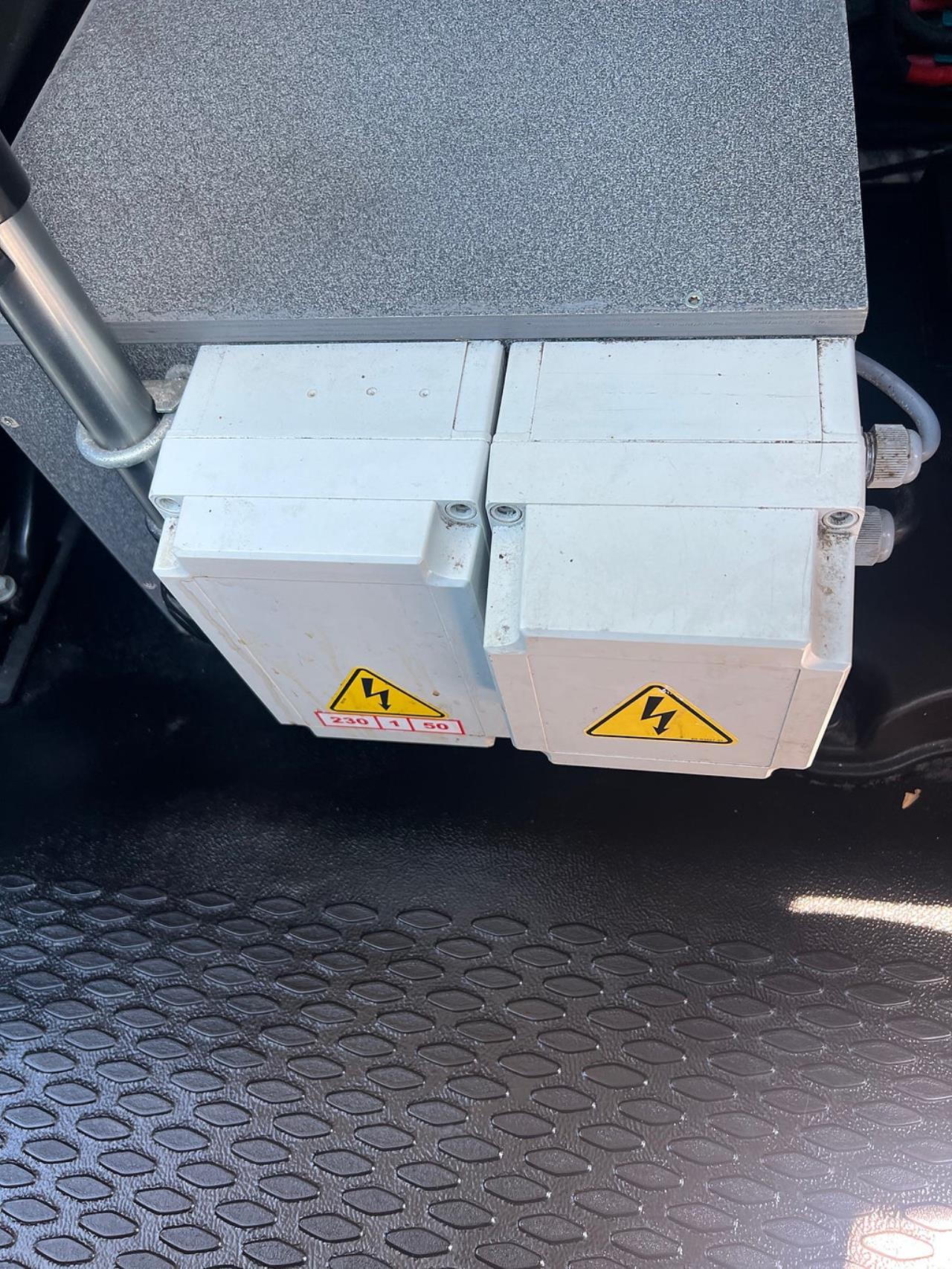 Iveco Daily 35S14 Skåpbil Kyl/Frysbil Dag/Nattkyla Euro 6 2021 - Övrigt