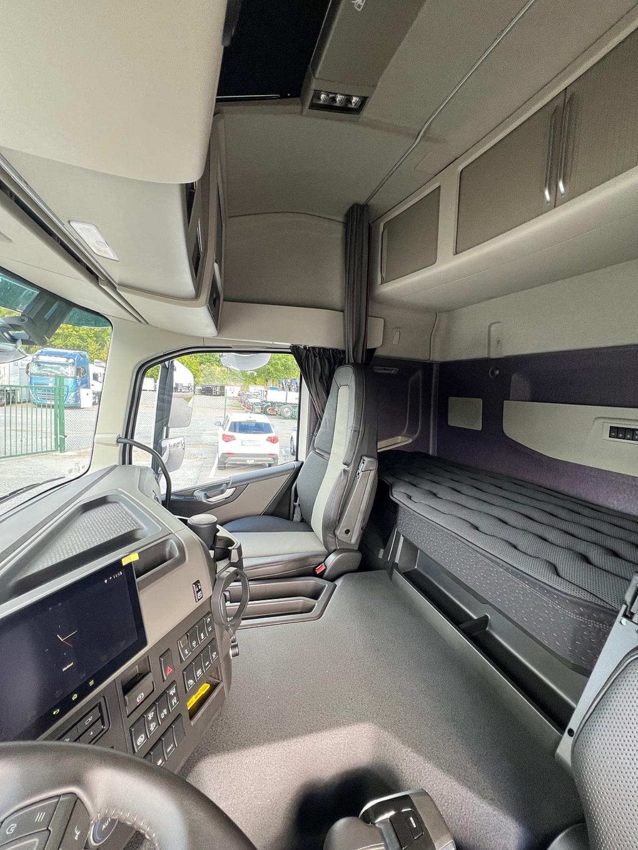 Volvo FM13 500 6x2*4 Kranväxlare Hiab 302 E6 Kran Jibb förbe 2024 - Kran