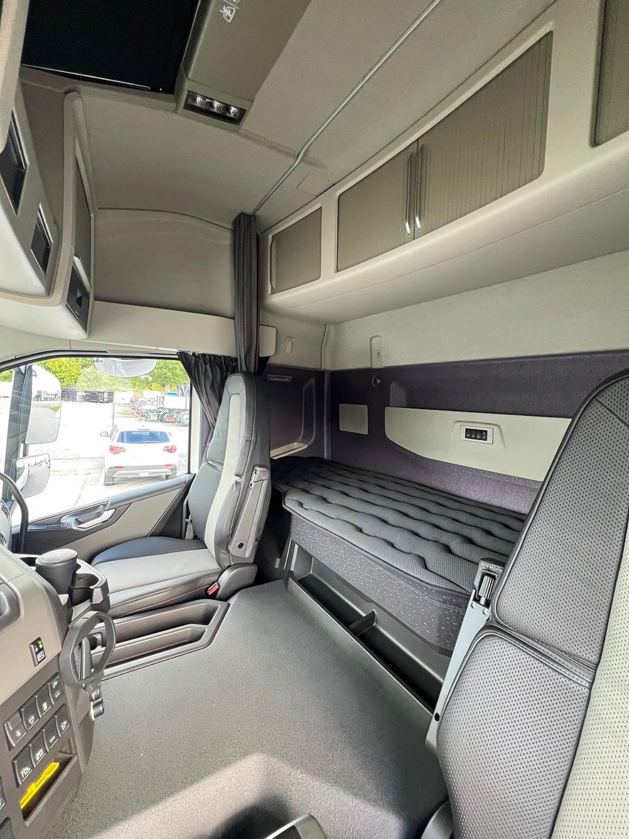 Volvo FM13 500 6x2*4 Kranväxlare Hiab 302 E6 Kran Jibb förbe 2024 - Kran