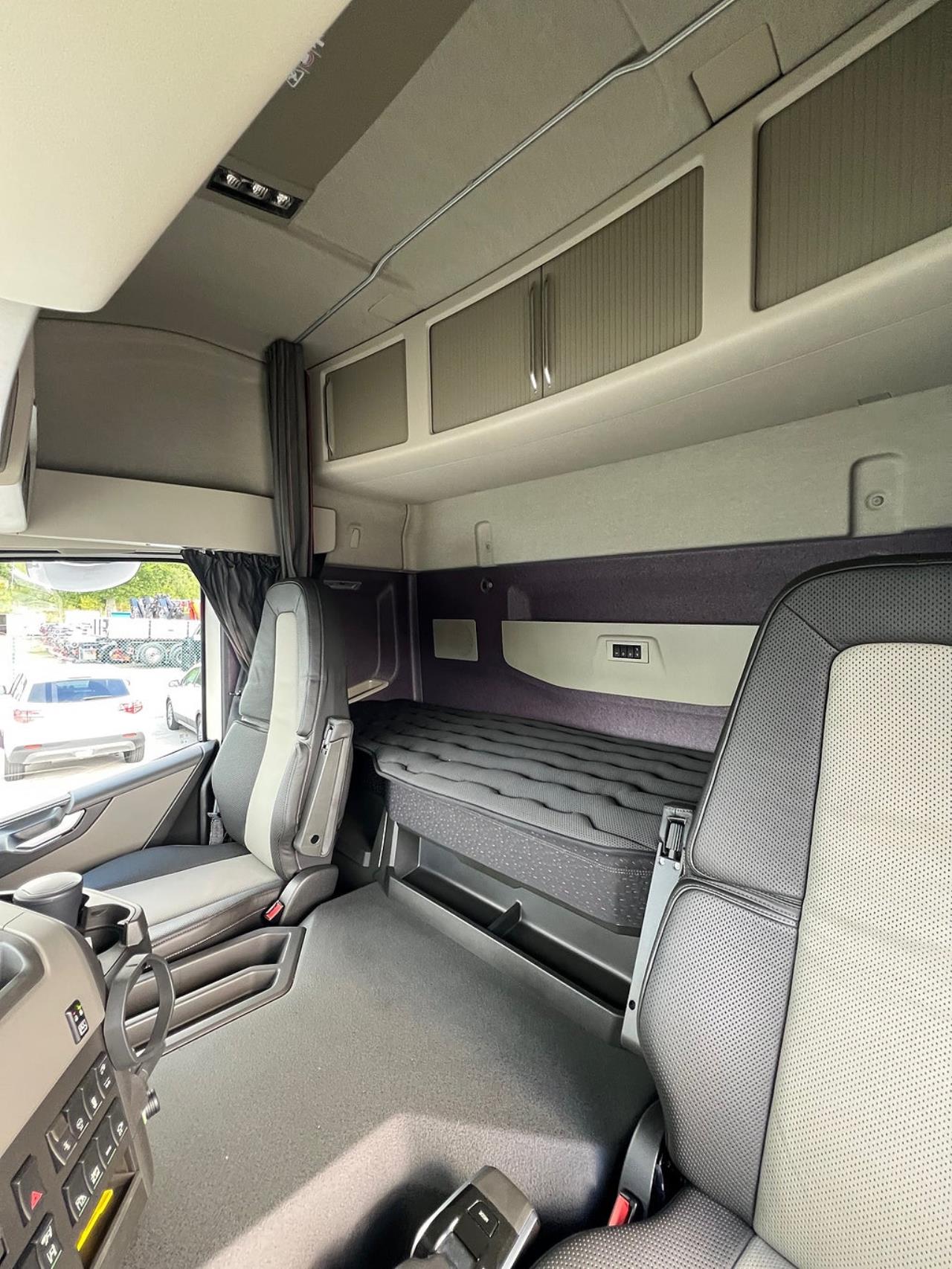 Volvo FM13 500 6x2*4 Kranväxlare Hiab 302 E6 Kran Jibb förbe 2024 - Kran