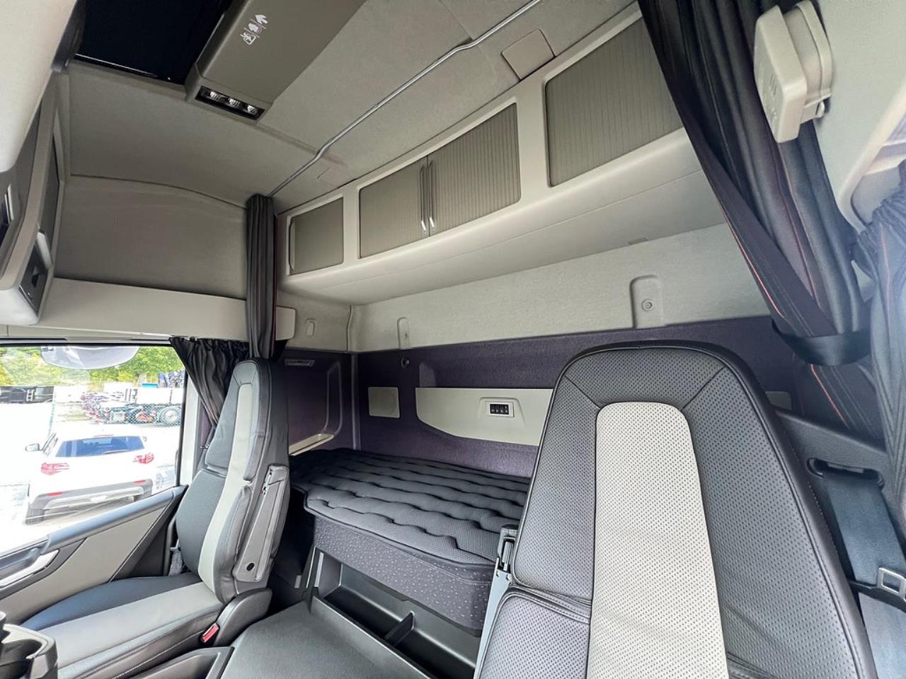 Volvo FM13 500 6x2*4 Kranväxlare Hiab 302 E6 Kran Jibb förbe 2024 - Kran