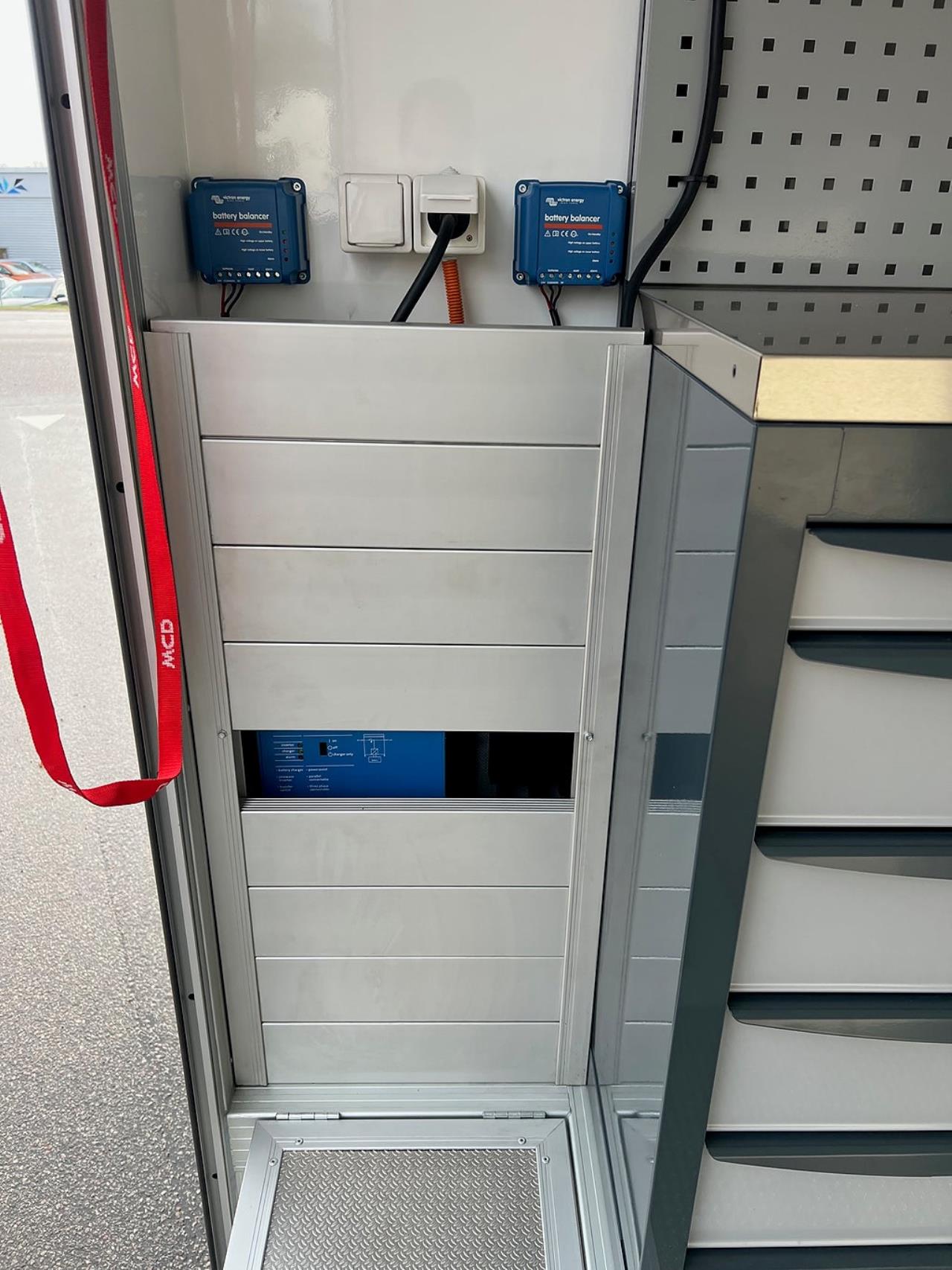 Volvo FM 380 4x2 TMA Bil med skåp, Berlex TMAX TMA Skydd 2019 - Skåp