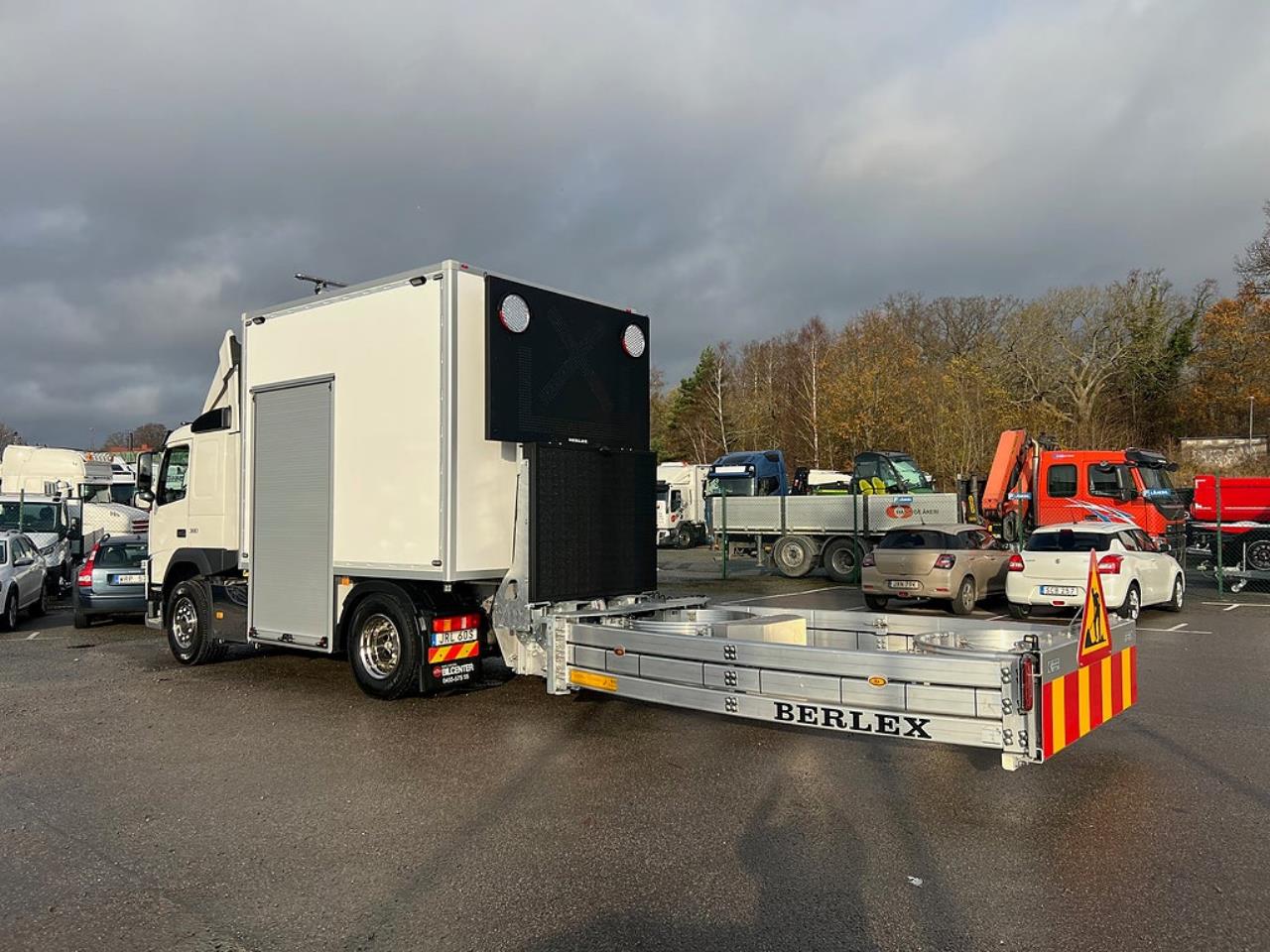 Volvo FM 380 4x2 TMA Bil med skåp, Berlex TMAX TMA Skydd 2019 - Skåp
