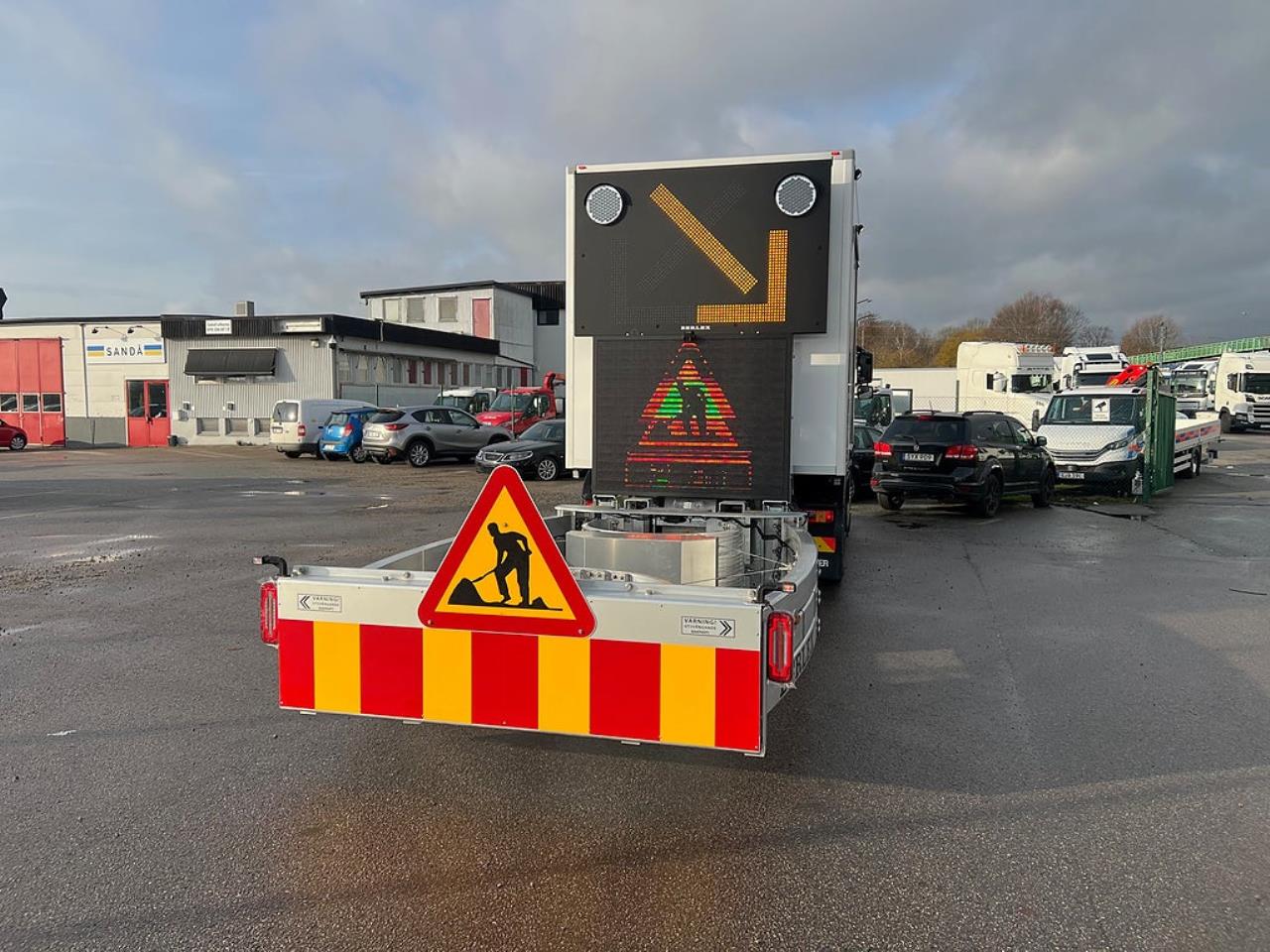 Volvo FM 380 4x2 TMA Bil med skåp, Berlex TMAX TMA Skydd 2019 - Skåp