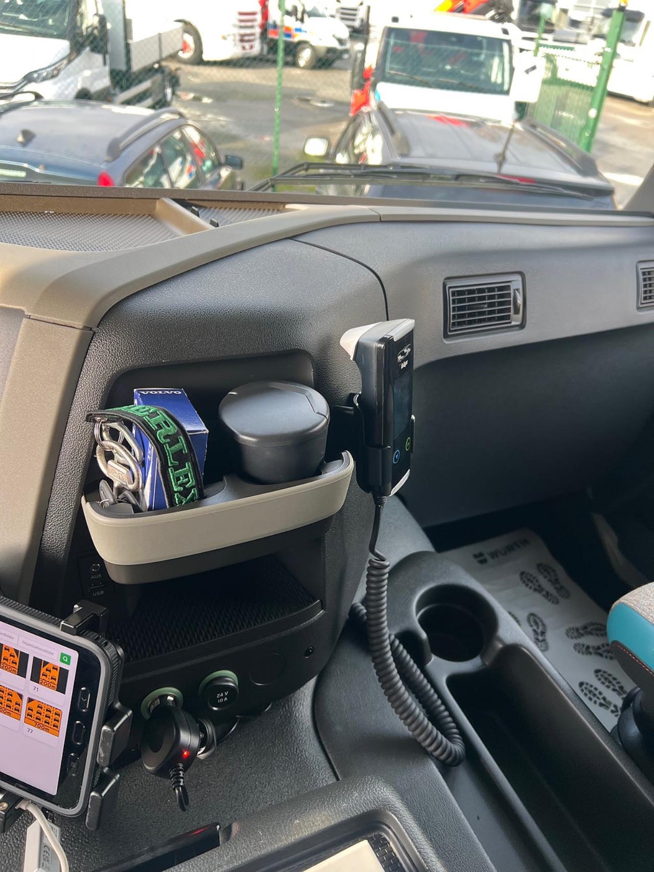 Volvo FM 380 4x2 TMA Bil med skåp, Berlex TMAX TMA Skydd 2019 - Skåp