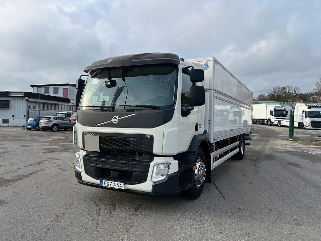 Volvo FE 280 4x2 Skåpbil Höj/Sänkbart tak, Euro 6 2018 - Skåp