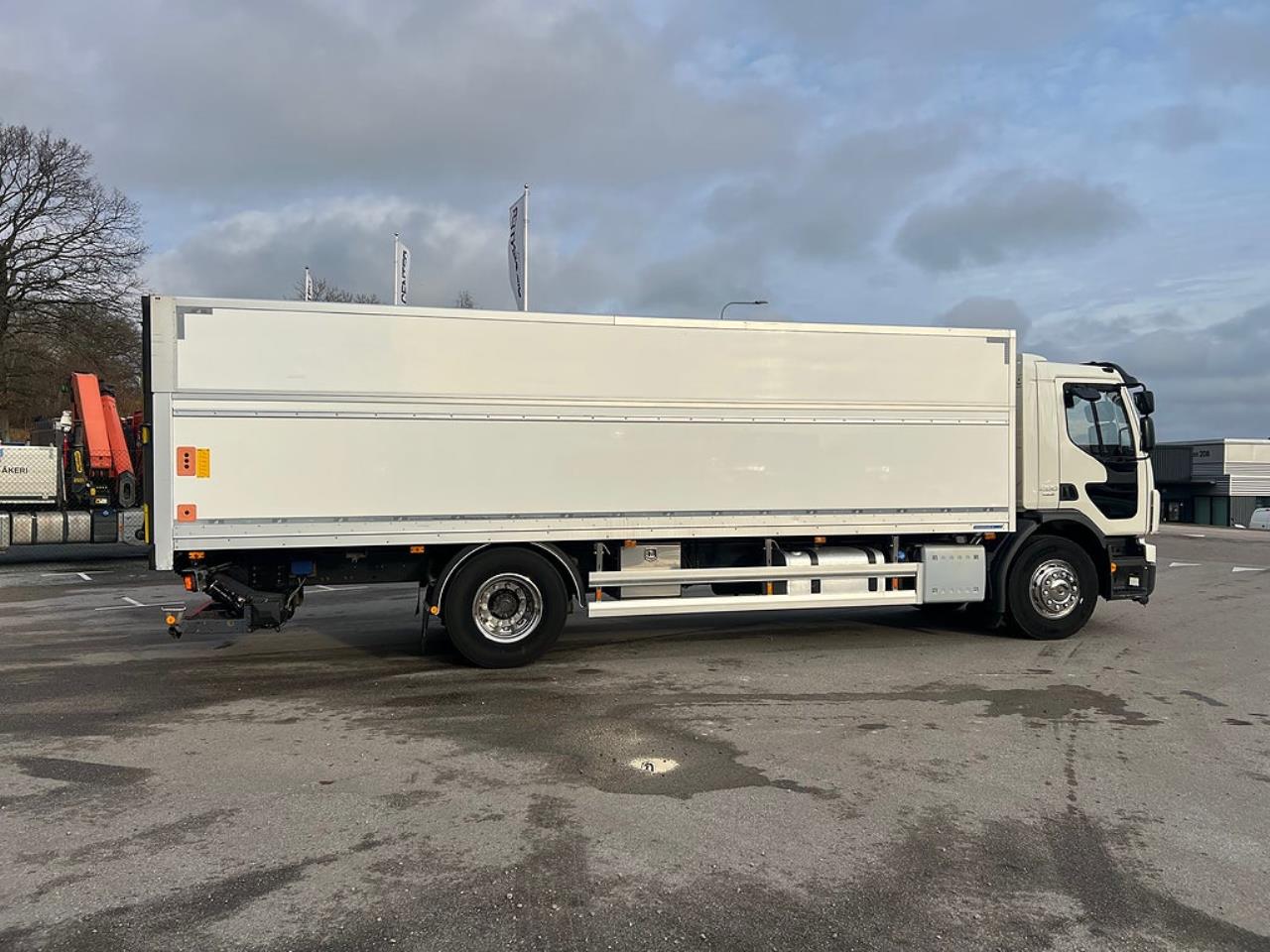 Volvo FE 280 4x2 Skåpbil Höj/Sänkbart tak, Euro 6 2018 - Skåp