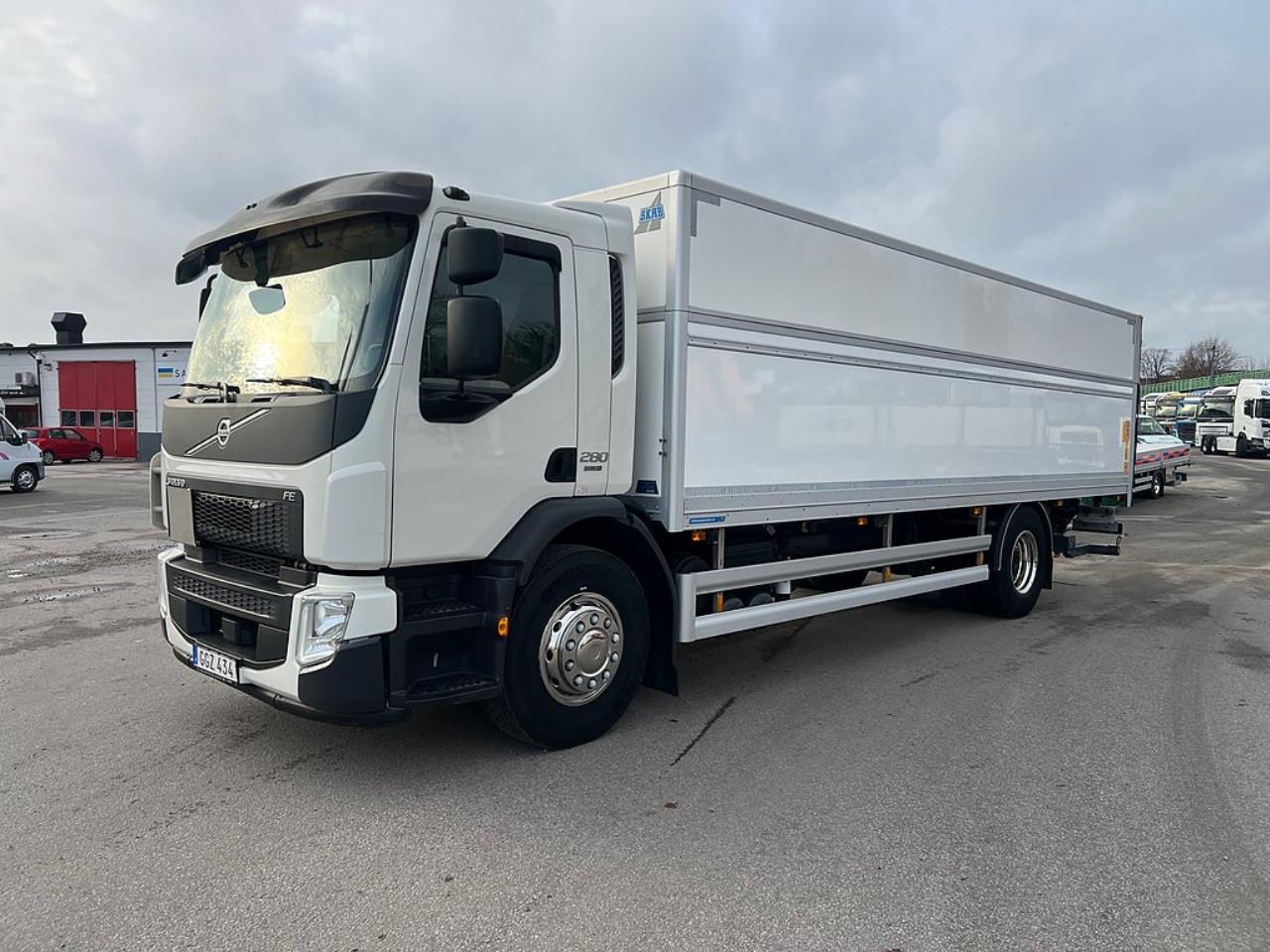 Volvo FE 280 4x2 Skåpbil Höj/Sänkbart tak, Euro 6 2018 - Skåp