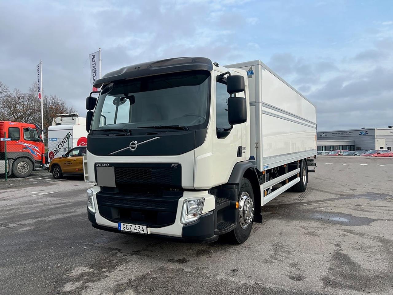 Volvo FE 280 4x2 Skåpbil Höj/Sänkbart tak, Euro 6 2018 - Skåp