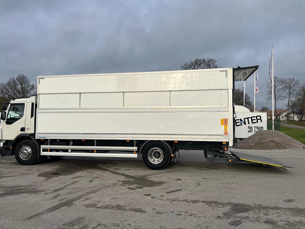 Volvo FE 280 4x2 Skåpbil Höj/Sänkbart tak, Euro 6 2018 - Skåp