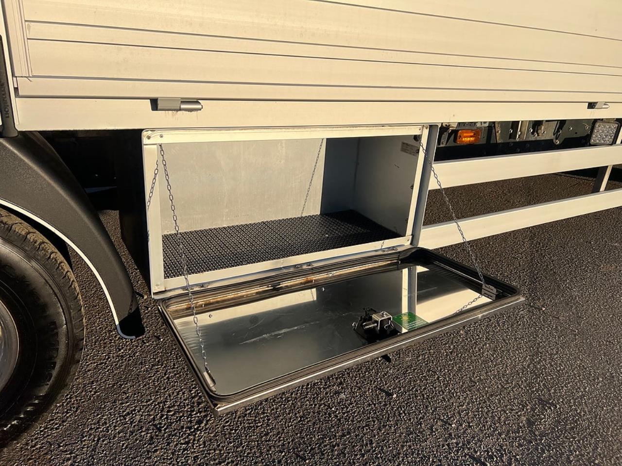 Iveco Daily 72C18 A8 Kranbil Palfinger Kran Fullutrustad 2022 - Övrigt