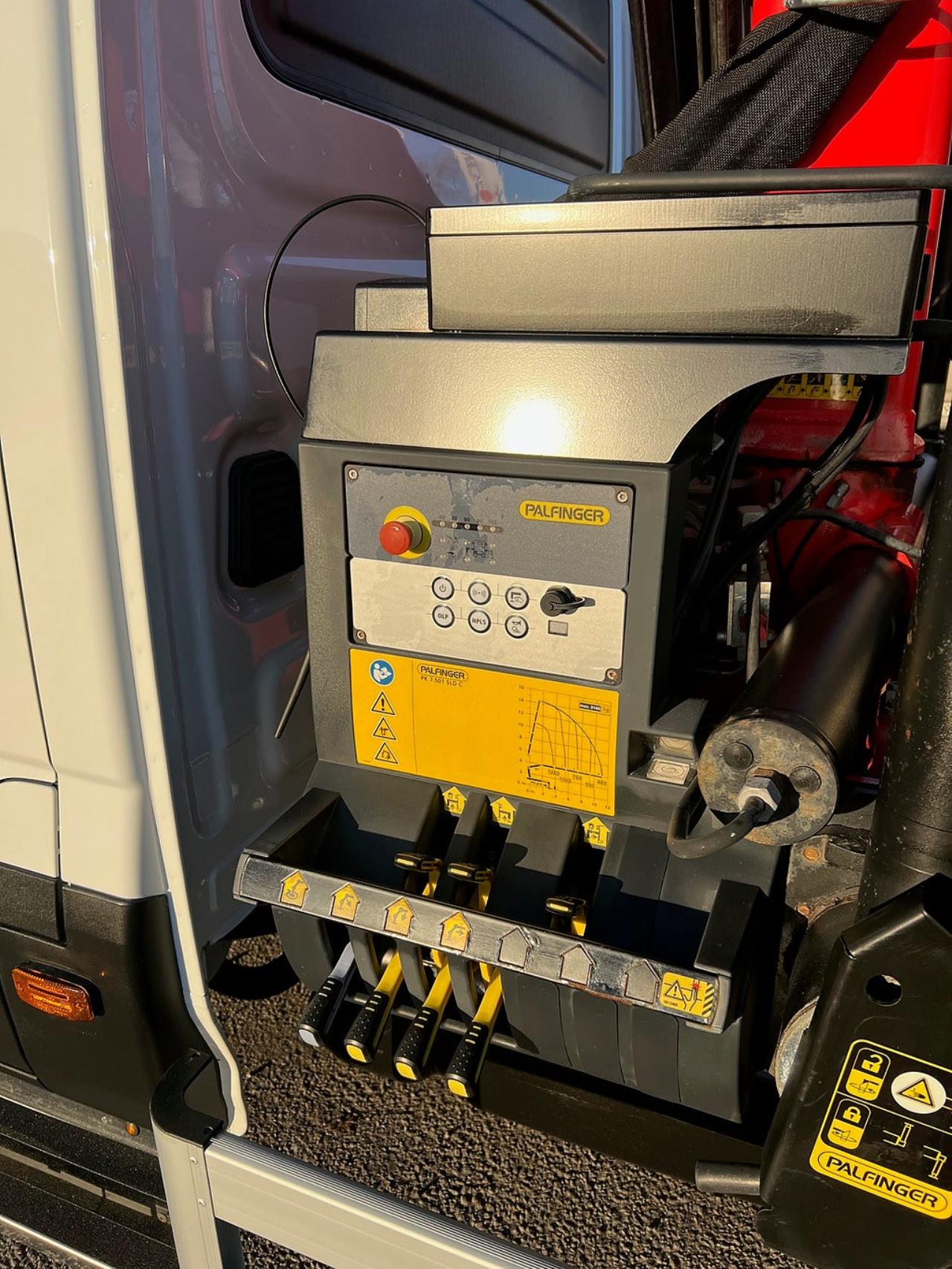 Iveco Daily 72C18 A8 Kranbil Palfinger Kran Fullutrustad 2022 - Övrigt