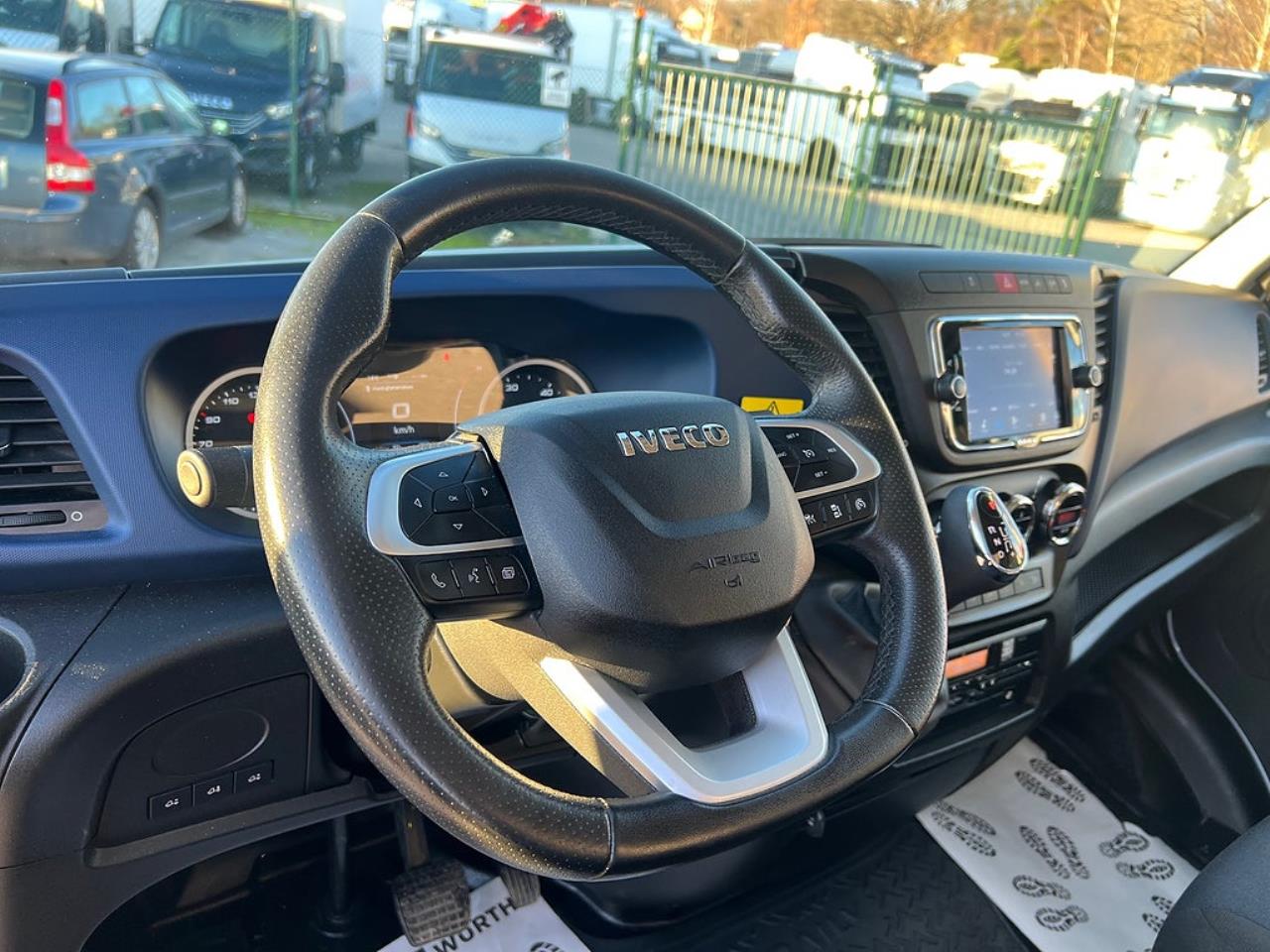 Iveco Daily 72C18 A8 Kranbil Palfinger Kran Fullutrustad 2022 - Övrigt