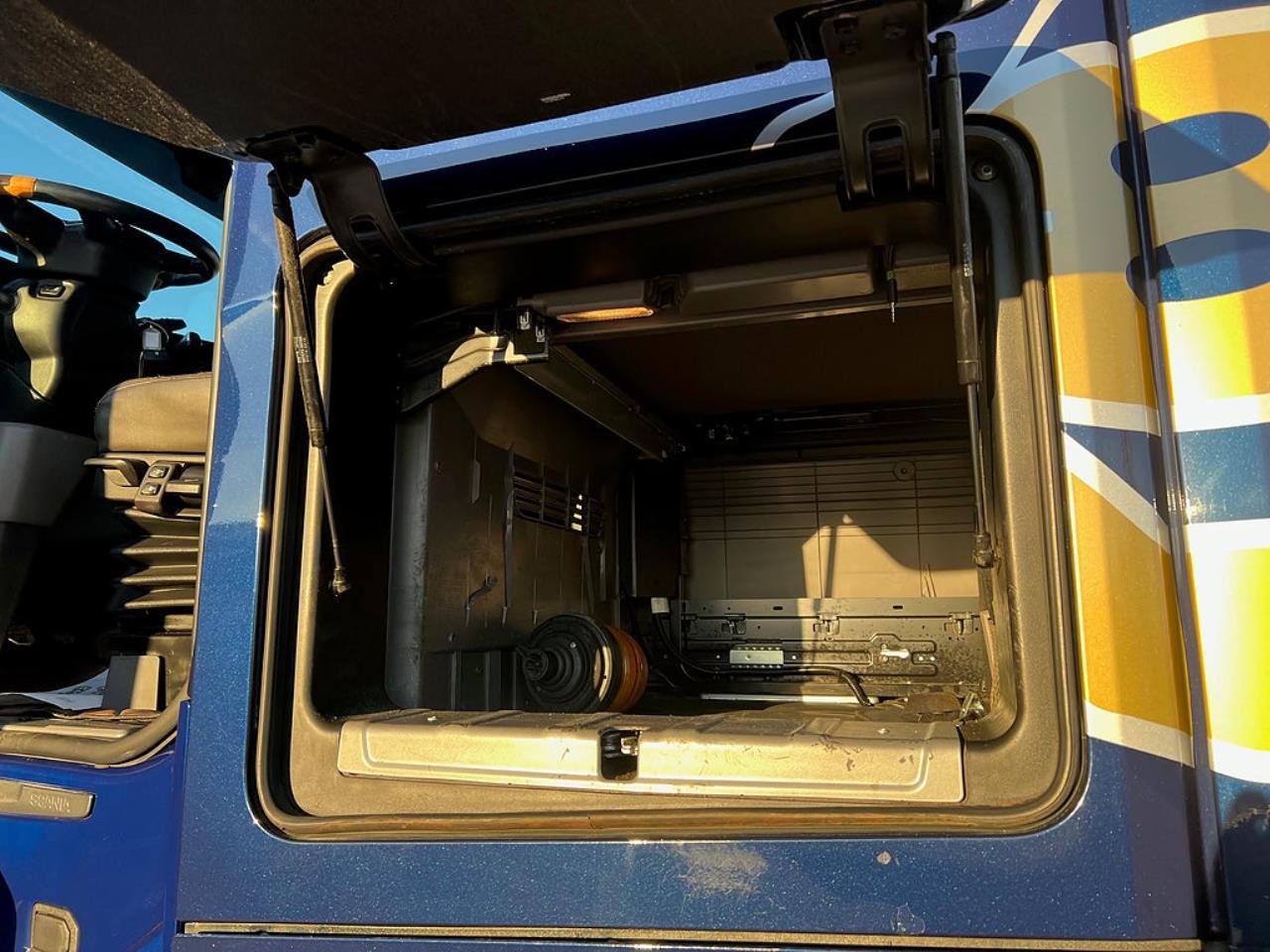 Scania S650 V8 6x2*4 Joab Lastväxlare Euro 6 2018 - Krok/Lastväxlare