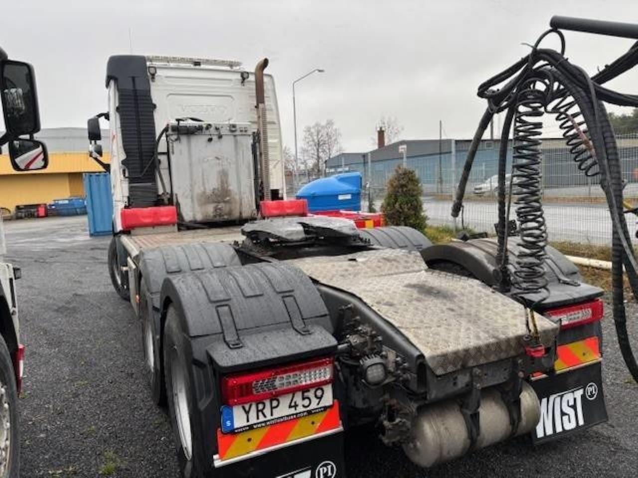 Volvo Tipptrailerekipage 2017 - Dragbil