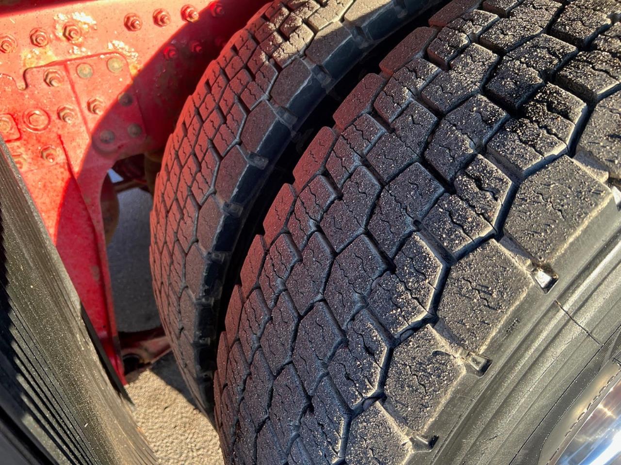 Volvo FM13 460 6x2*4 Spolbil / Slambil / Sugbil 2011 - Övrigt