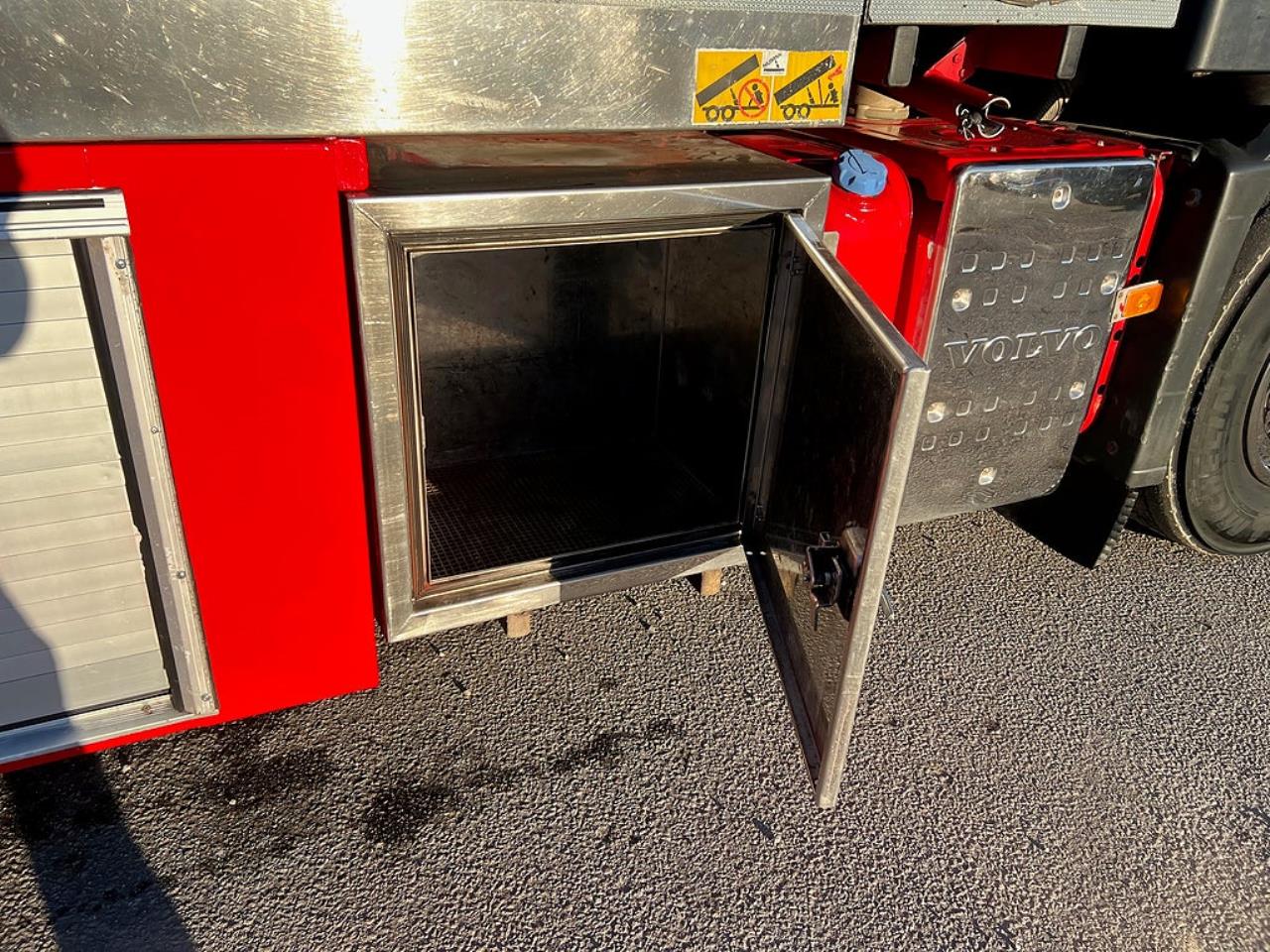 Volvo FM13 460 6x2*4 Spolbil / Slambil / Sugbil 2011 - Övrigt