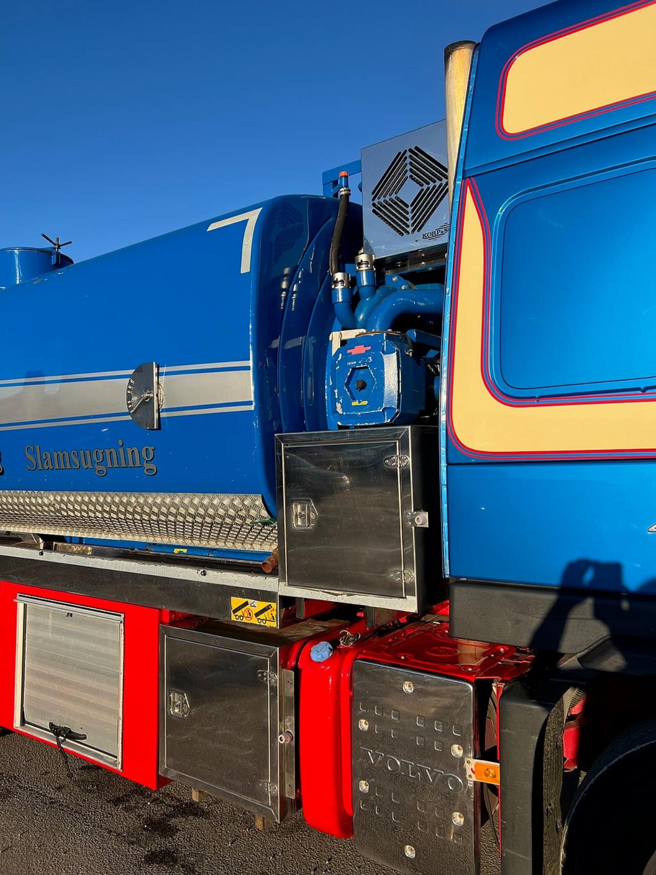 Volvo FM13 460 6x2*4 Spolbil / Slambil / Sugbil 2011 - Övrigt