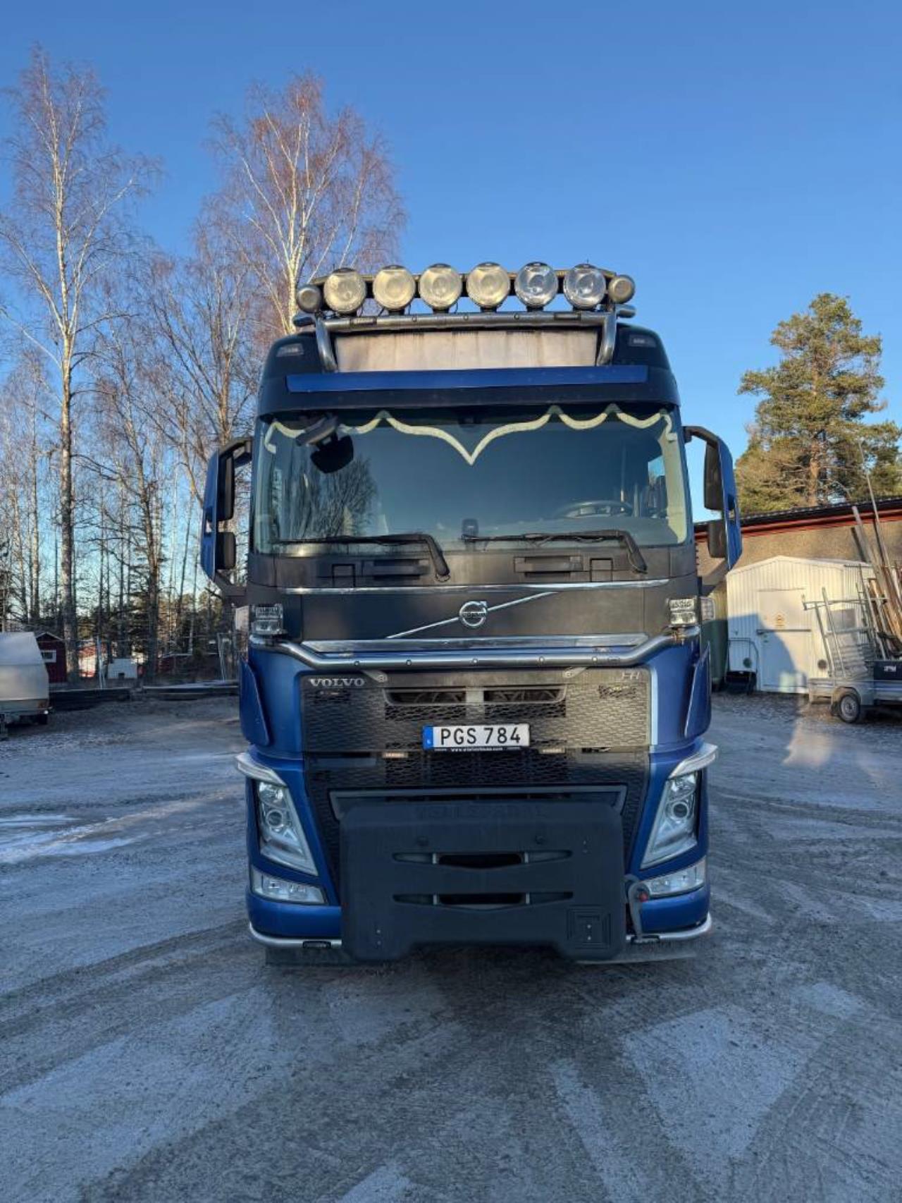 Volvo FH500 8x4 Lastväxlare/Plogutrustad 2017 - Krok/Lastväxlare