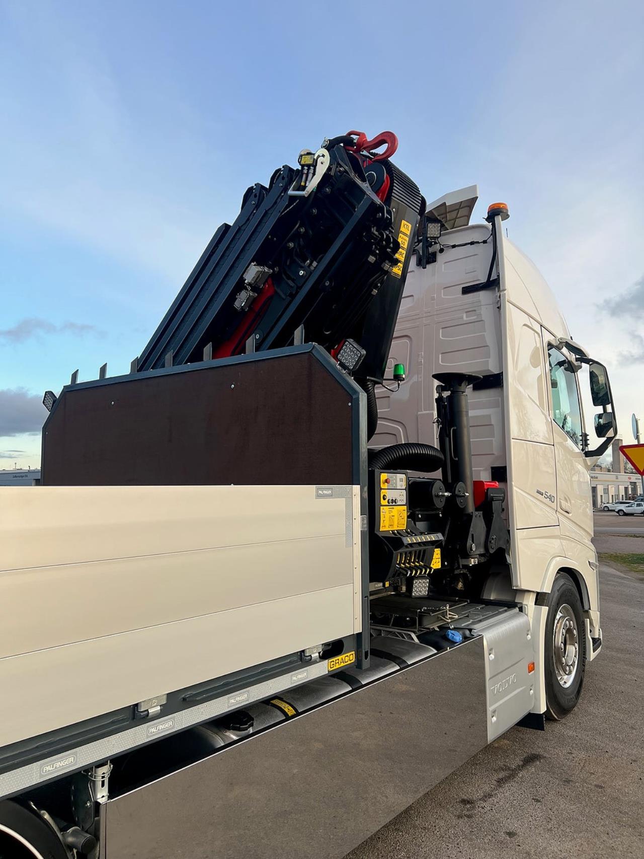 Volvo FH13 540 Kranbil Fullutrustad Palfinger 48002 & Jibb 2023 - Kran