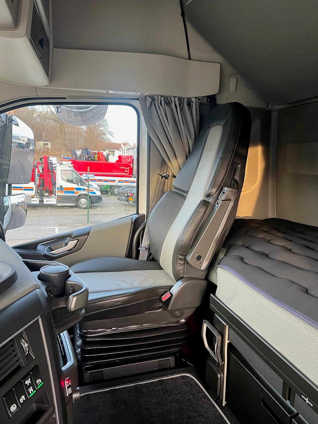 Volvo FH13 540 Kranbil Fullutrustad Palfinger 48002 & Jibb 2023 - Kran