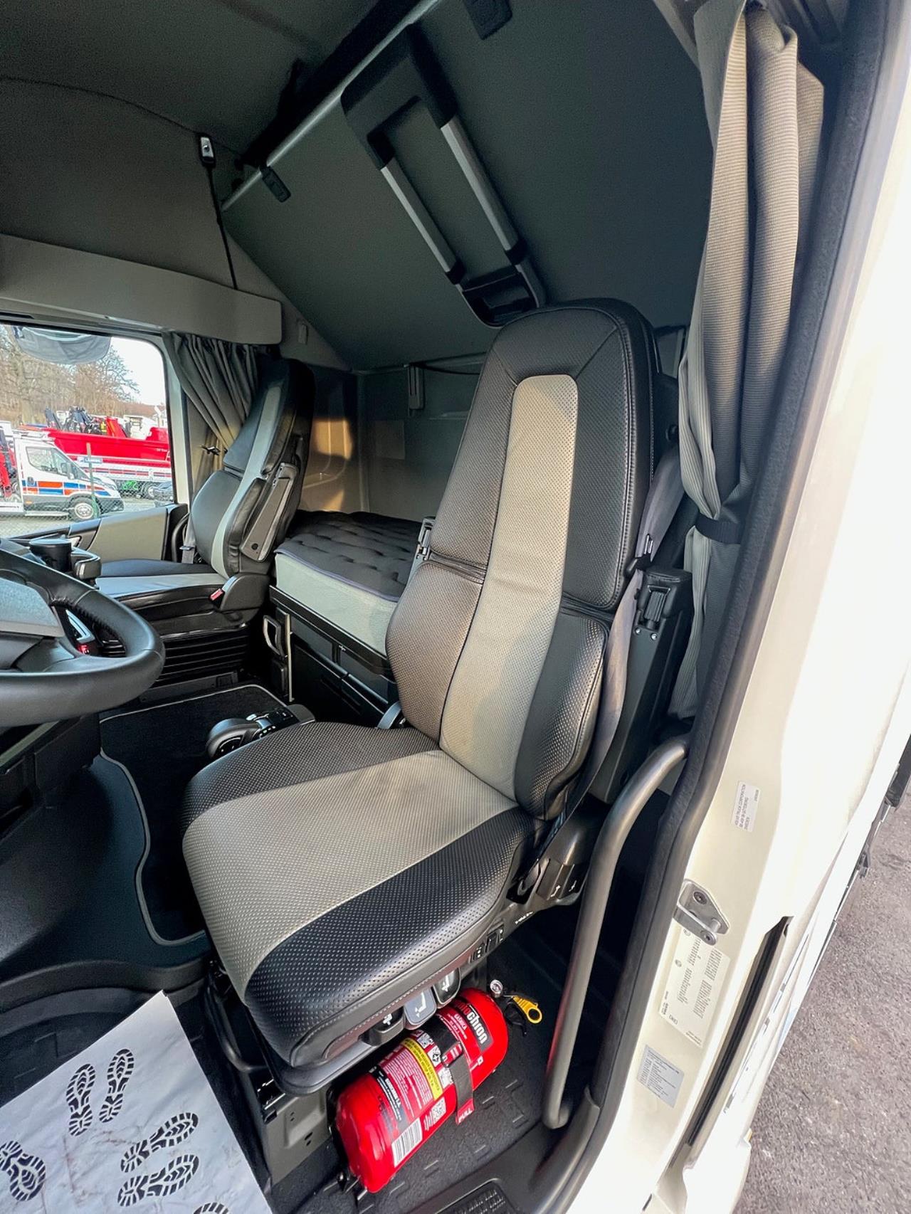 Volvo FH13 540 Kranbil Fullutrustad Palfinger 48002 & Jibb 2023 - Kran