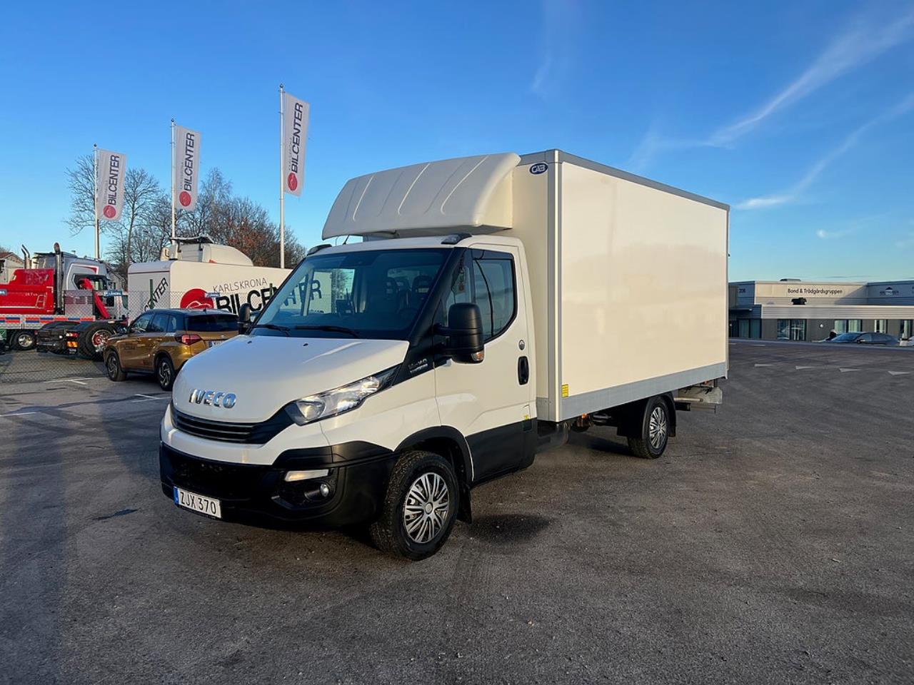 Iveco Daily 35S14 Skåpbil med Z-Lift, Hi-Matic Euro 6 2018 - Övrigt